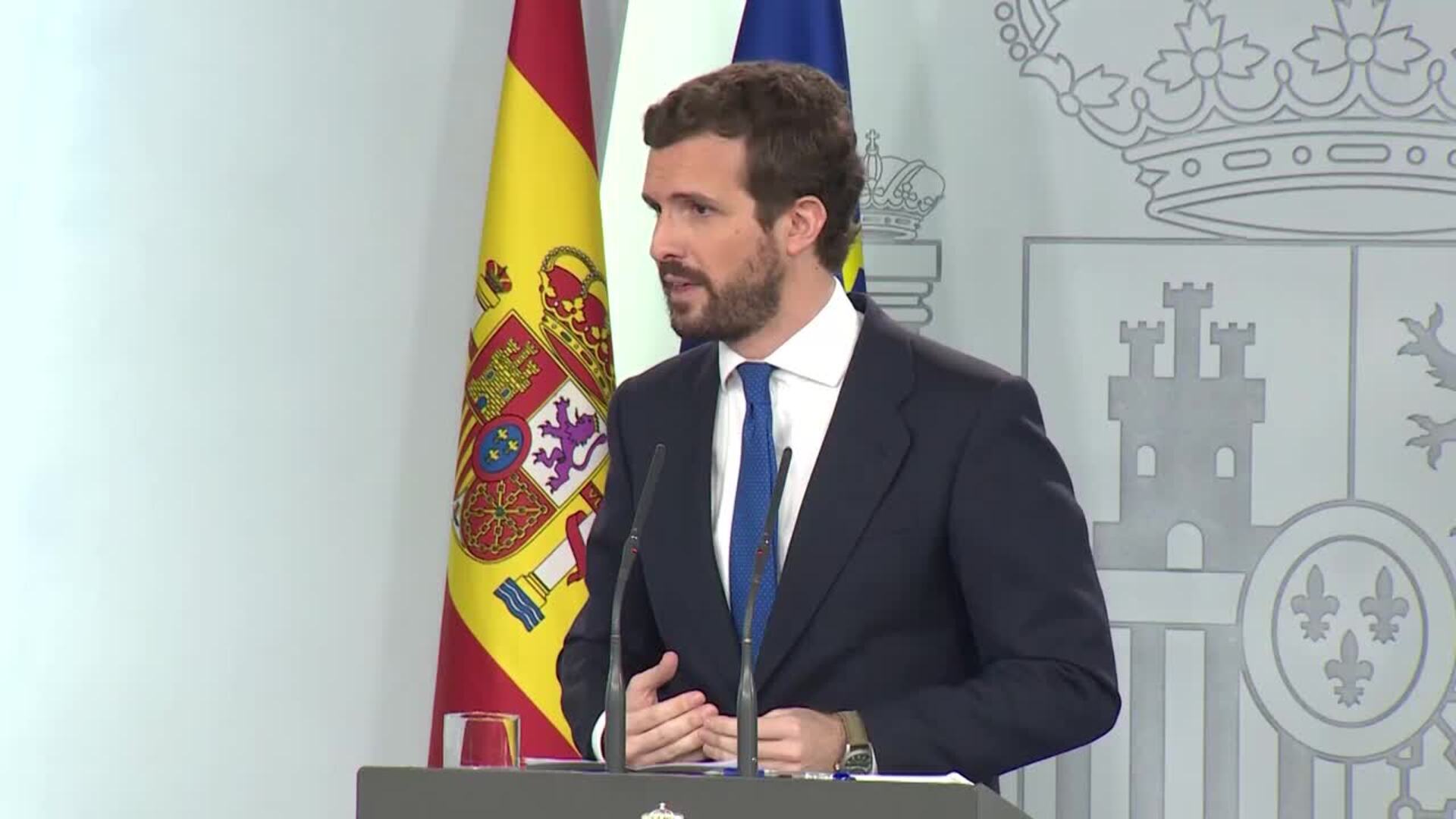 El Gobierno niega que Casado haya tendido la mano a Sánchez