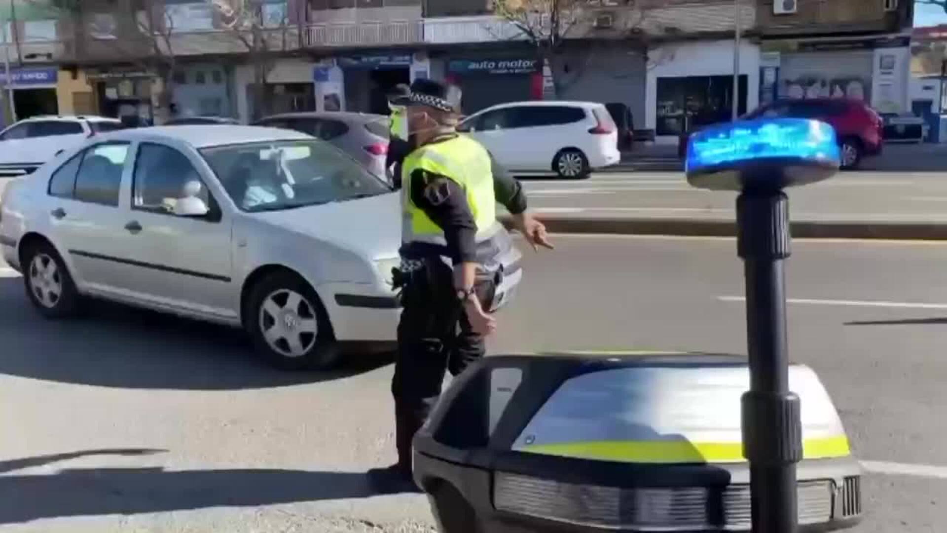 350 agentes Policía Local de València supervisan el cierre perimetral