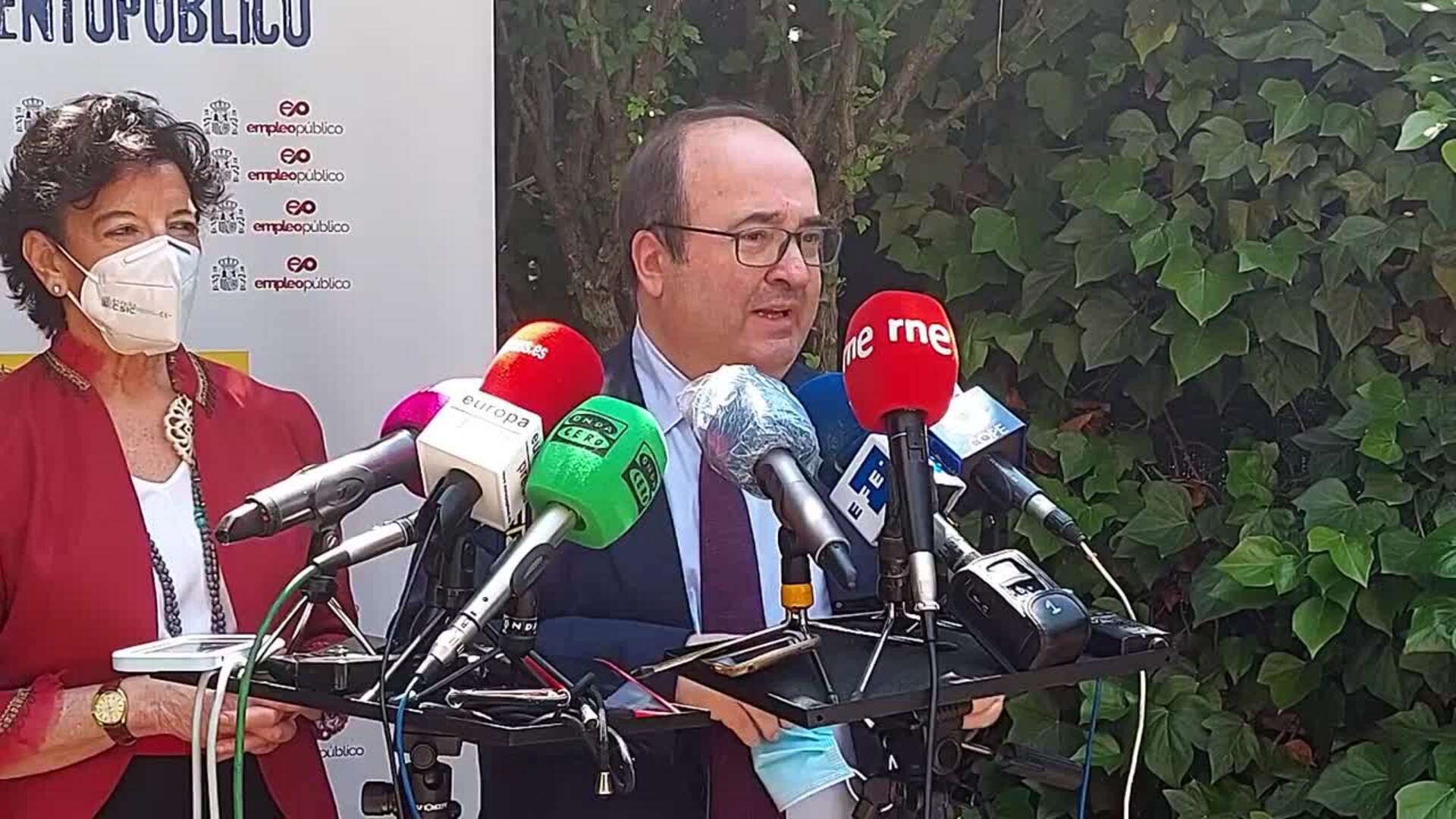 Iceta comparte con Page que el indulto sin justificar puede ser condena para PSOE