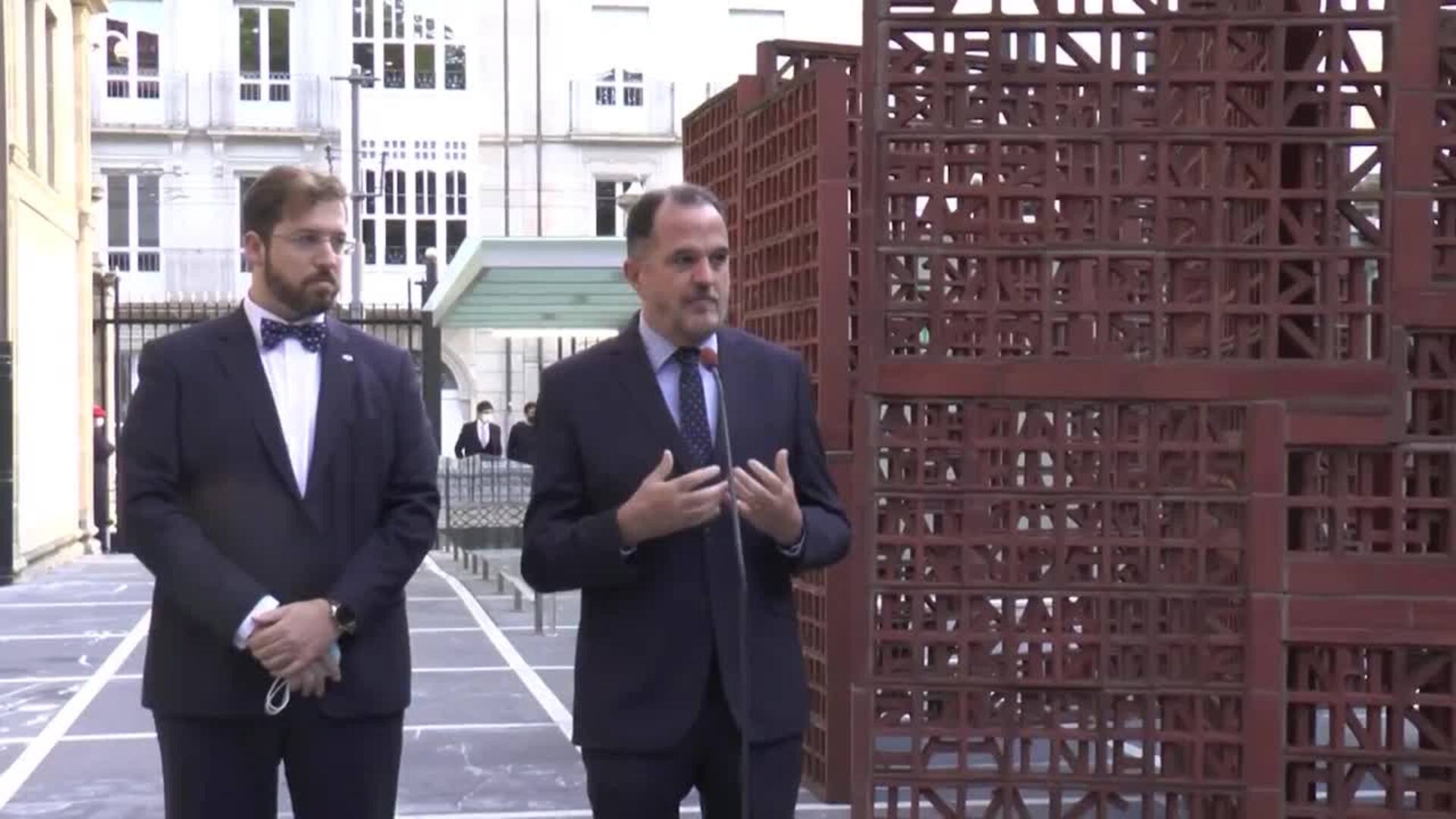 Iturgaiz invita a seguir los pasos de Gordillo, que deja Cs para pasar al PP