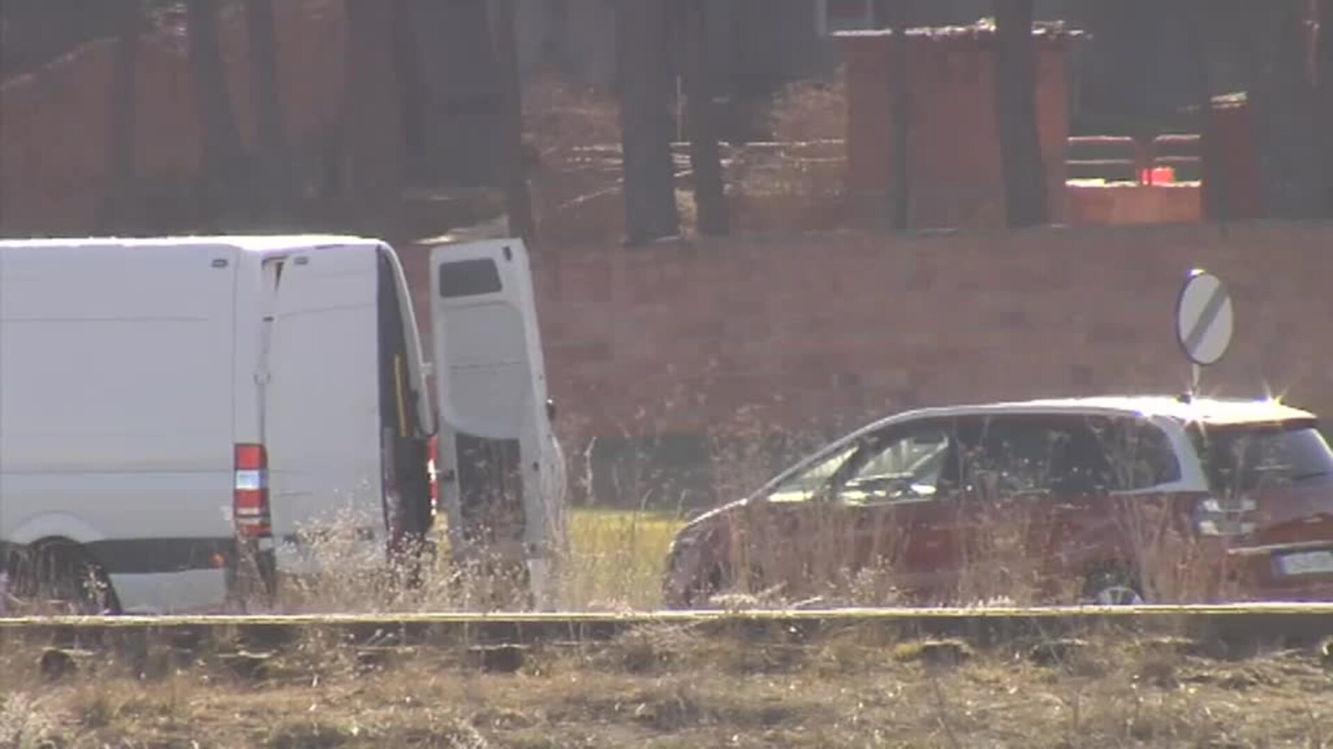 Familiares y amigos velan el cuerpo de Esther López en el tanatorio de Traspinedo