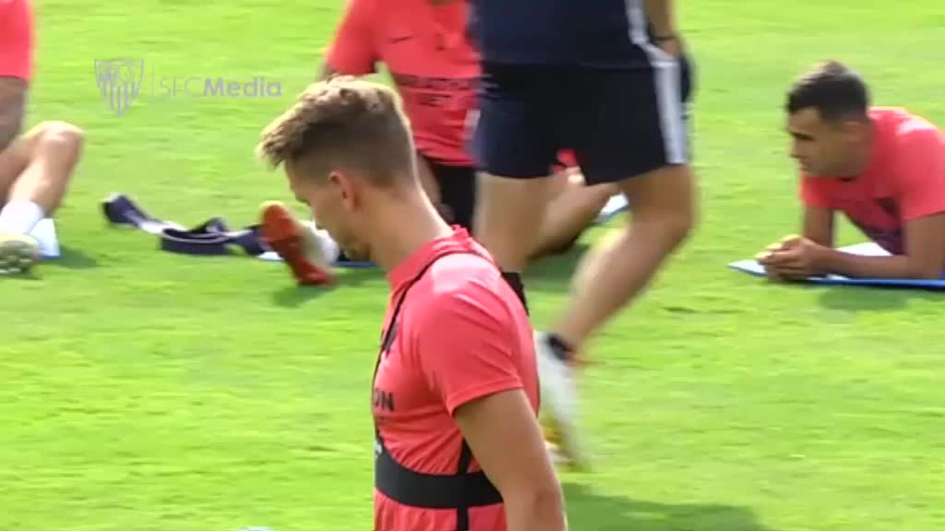 El Sevilla entrena en Düsseldorf