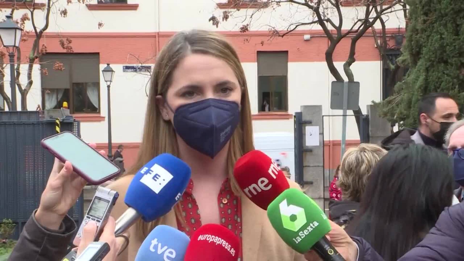 Mar Espinar (PSOE) defiende que Almudena Grandes sigue &quot;impregnada en la piel&quot; de Madrid