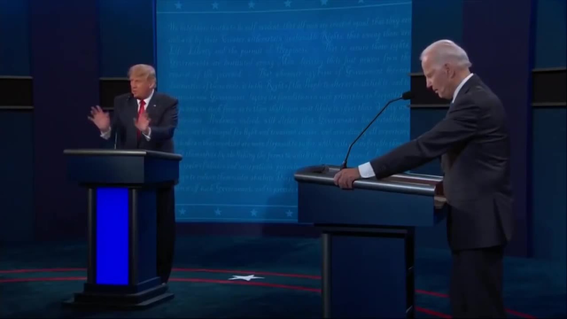 Biden pide &quot;pasar página&quot; y dice que ni la pandemia ni &quot;el abuso de poder&quot; frenarán la democracia