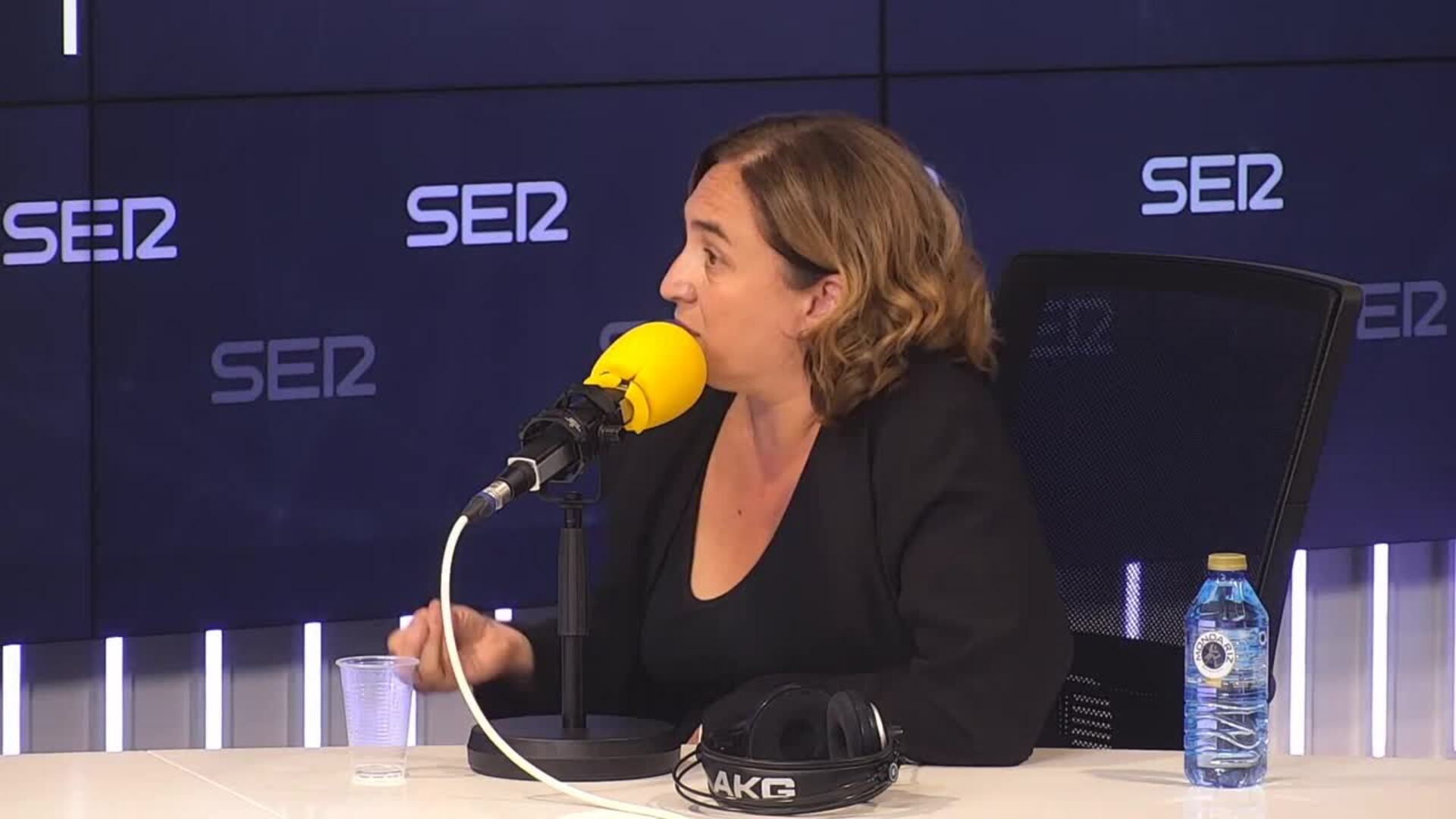 Colau descarta saltar a la política estatal