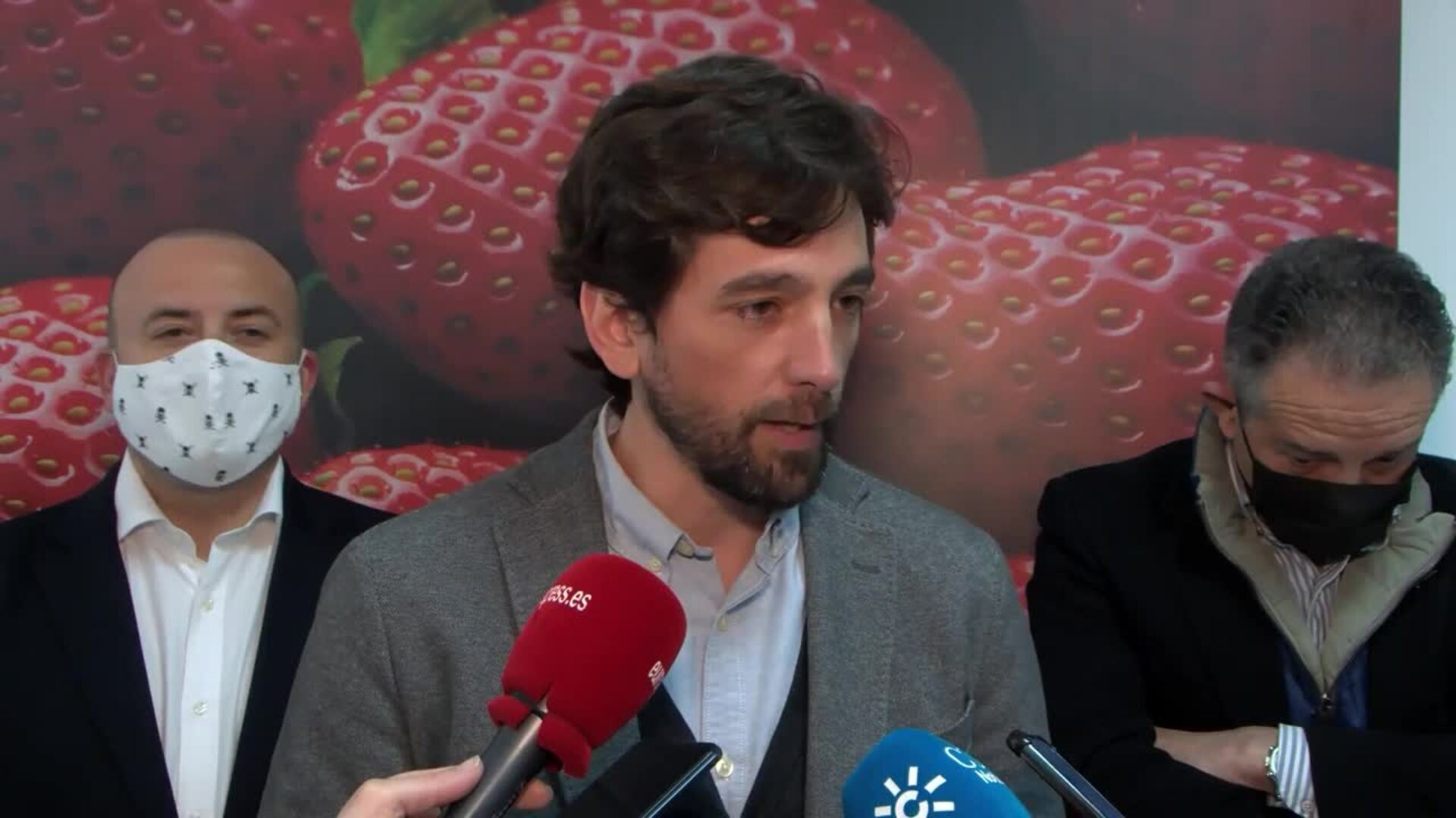 Cs pide al Gobierno &quot;que deje de arrastrar los pies y adopte ya medidas&quot; para el campo