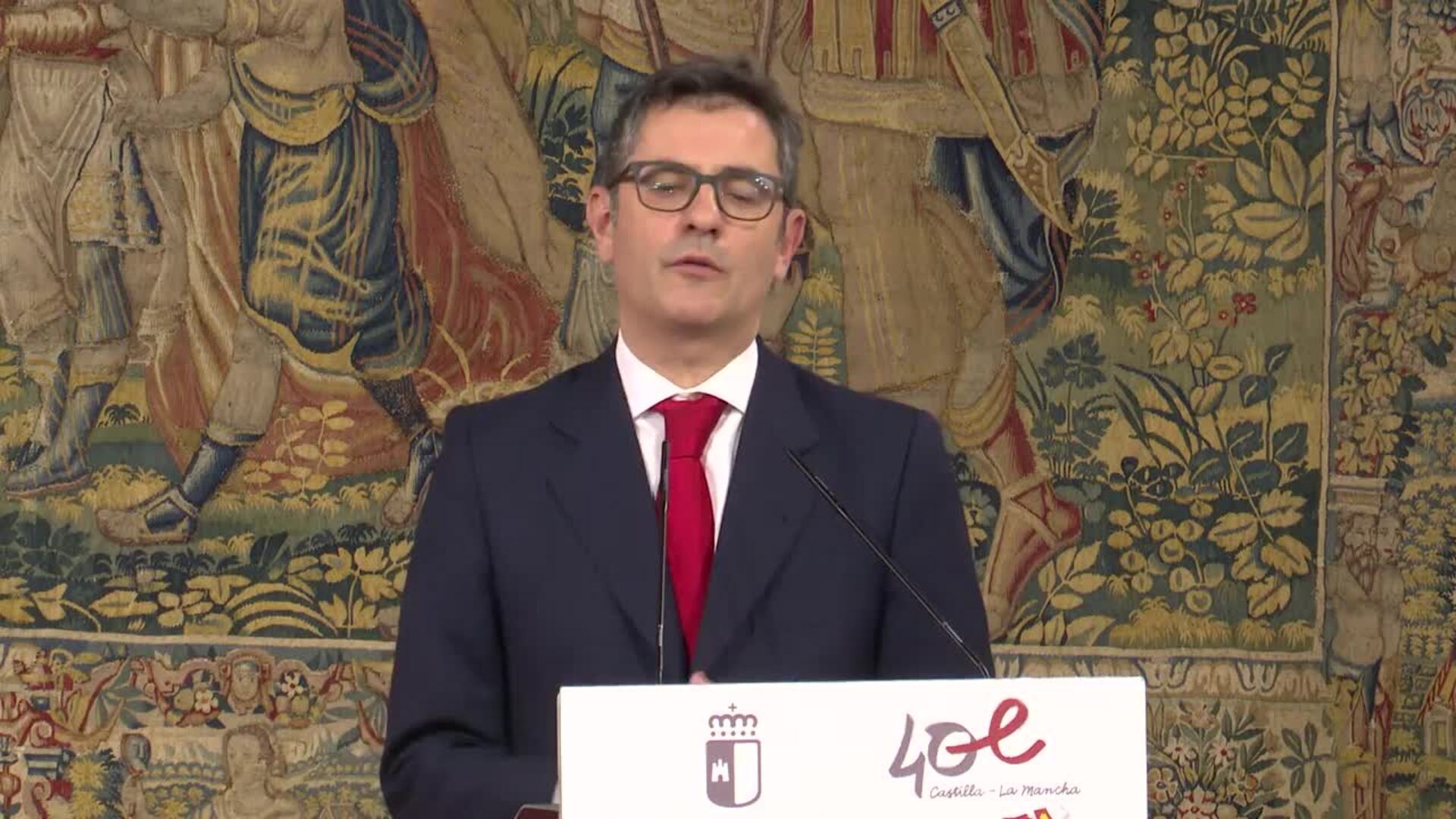 Bolaños abre la puerta a estudiar la &quot;rigurosa&quot; ley antiocupación de C-LM