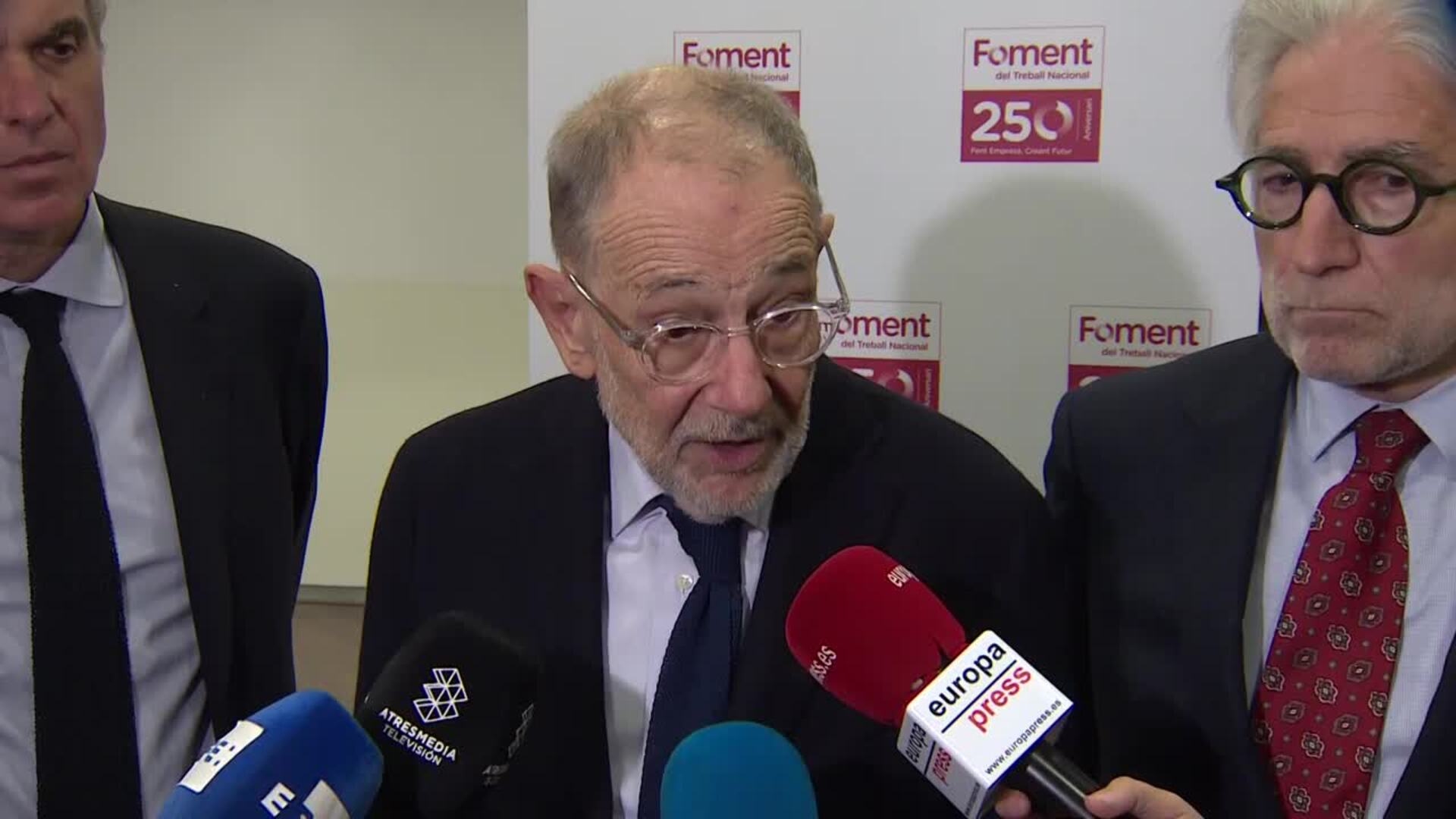 Solana asegura que ahora &quot;lo más importante es que la UE actúe como lo está haciendo&quot;