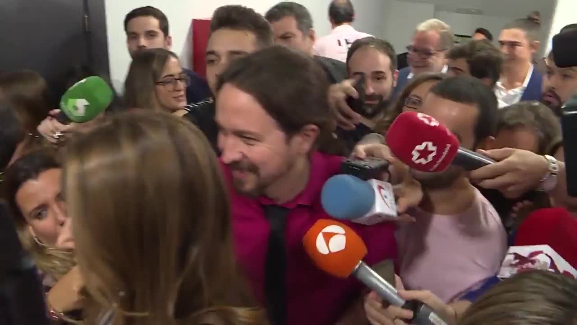 El CIS coloca al PSOE en cabeza con un 34,2% duplicando al PP