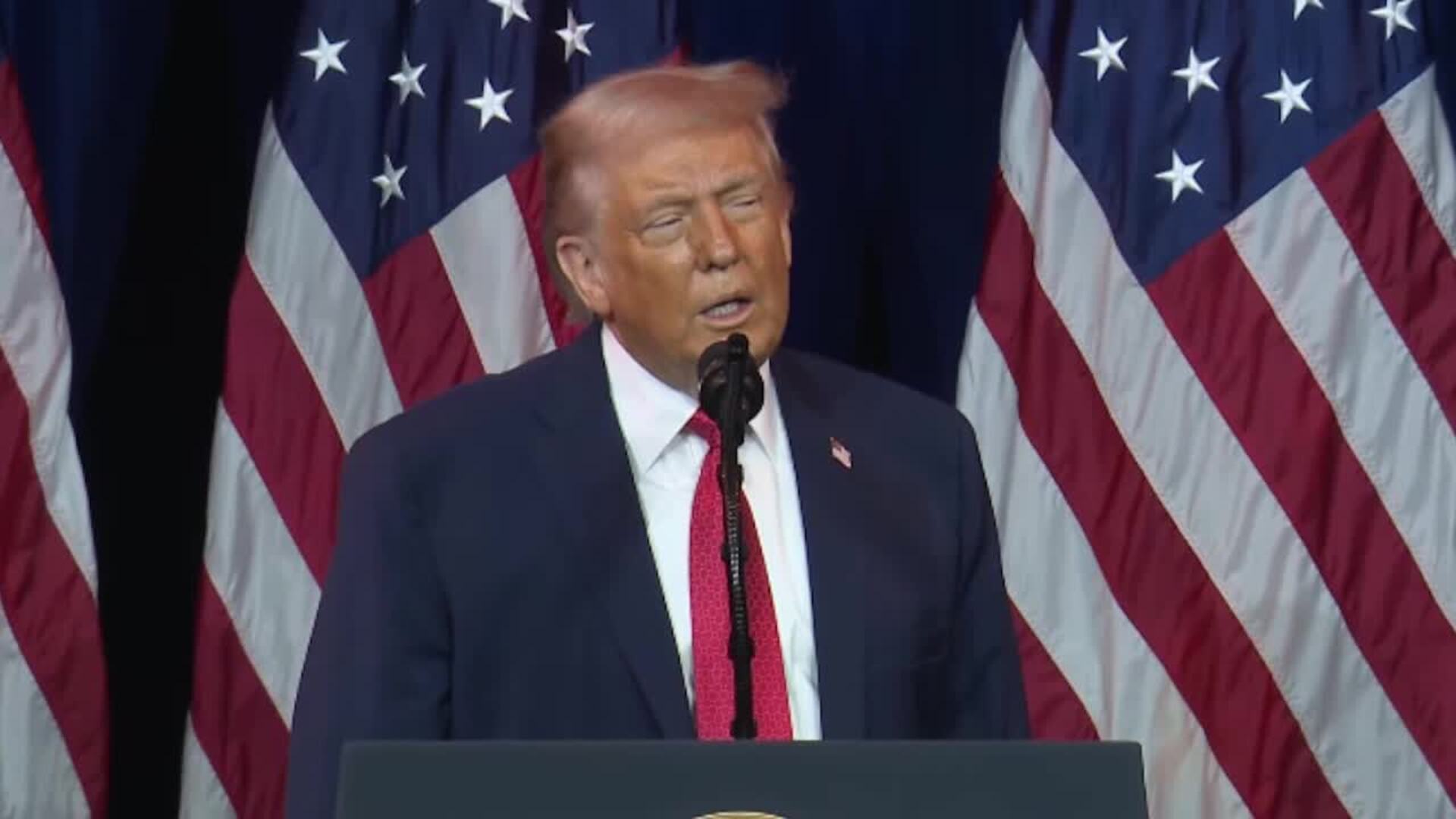 Trump acusa a Maduro de haber matado a 