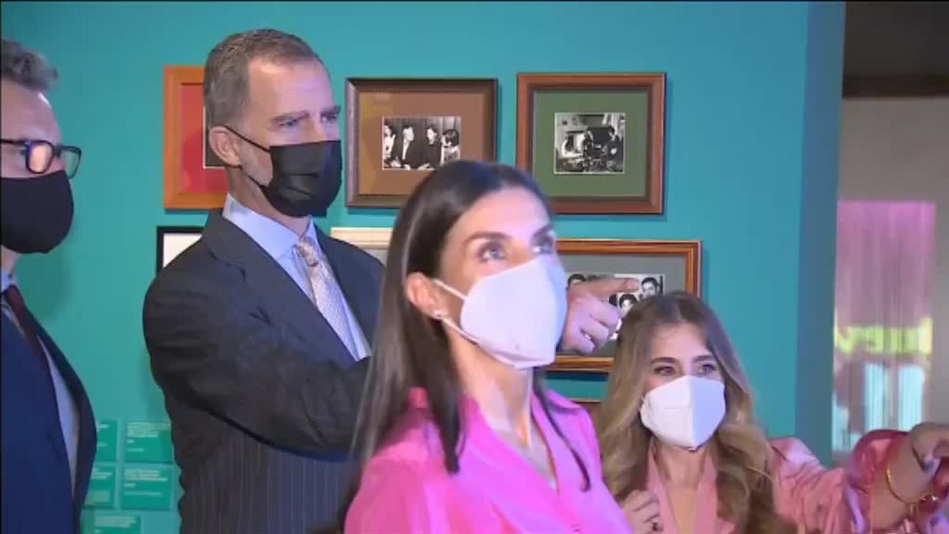 Los reyes inauguran &#039;Berlanguiano&#039;, la exposición sobre el cineasta García Berlanga