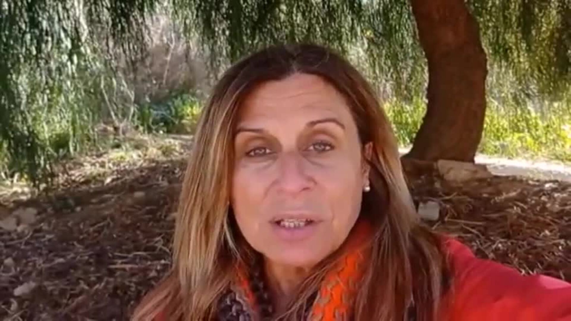 Las familias piden a la justicia que investigue las 30.000 muertes en residencias