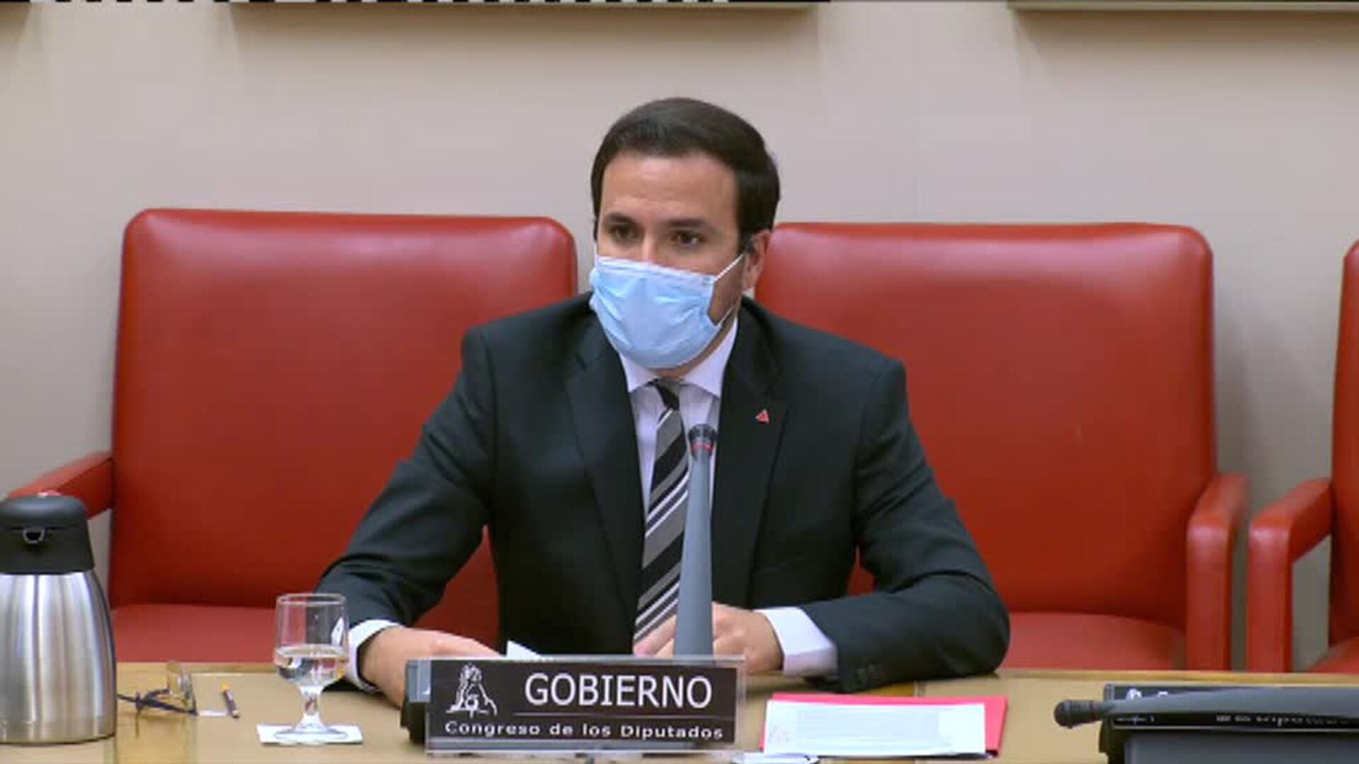 El ministro de Consumo garantiza protección a los afectados del volcán de Cumbre Vieja en La Palma