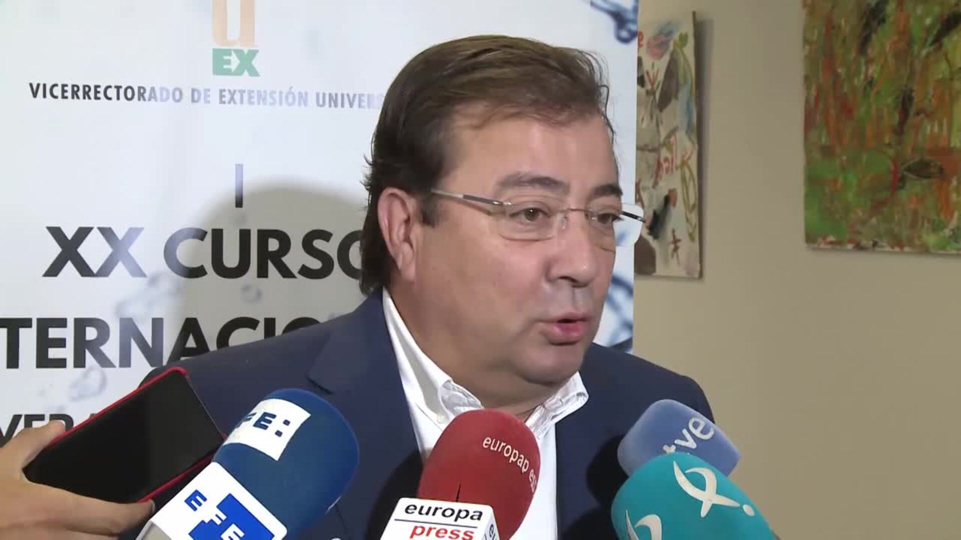 Vara dice que en la situación actual del país &quot;sobran inventos&quot;