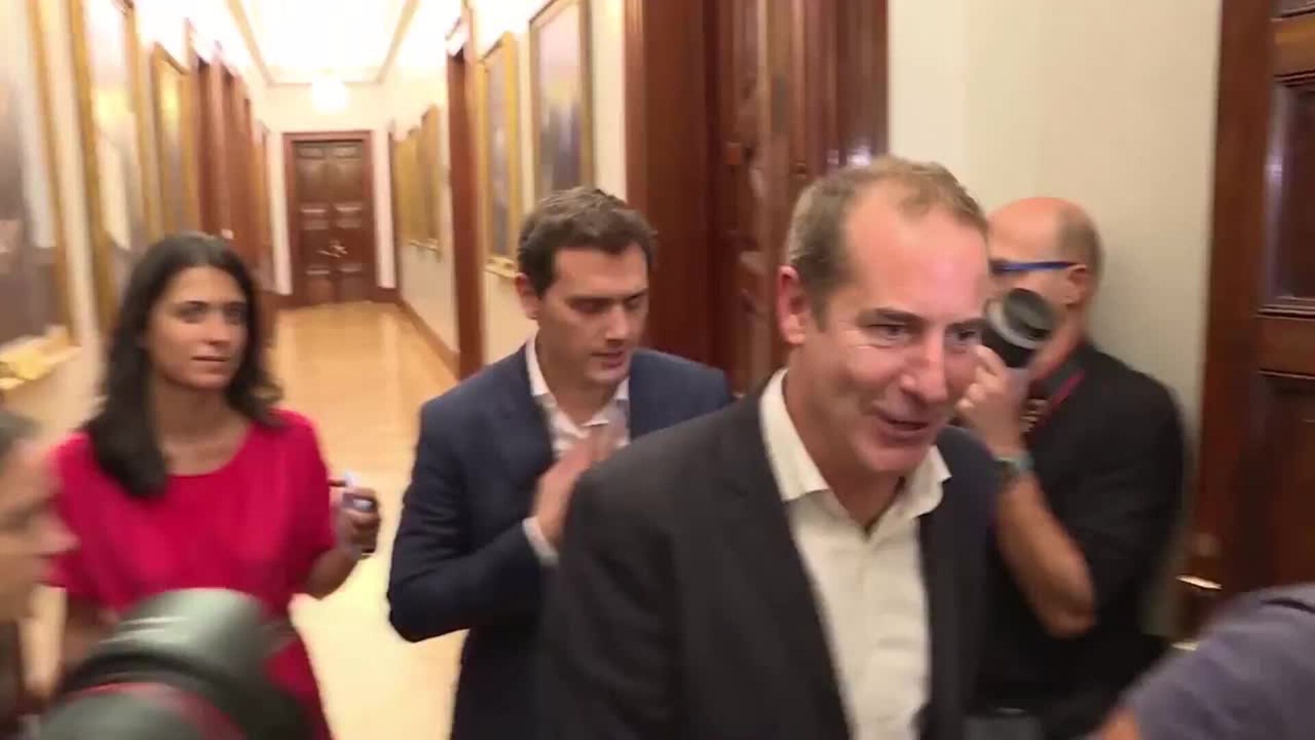 Casado y Rivera culpan a Sánchez del bloqueo