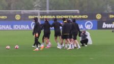 Entrenamiento del Borussia Dortmund antes de enfrentarse al Atlético de Madrid
