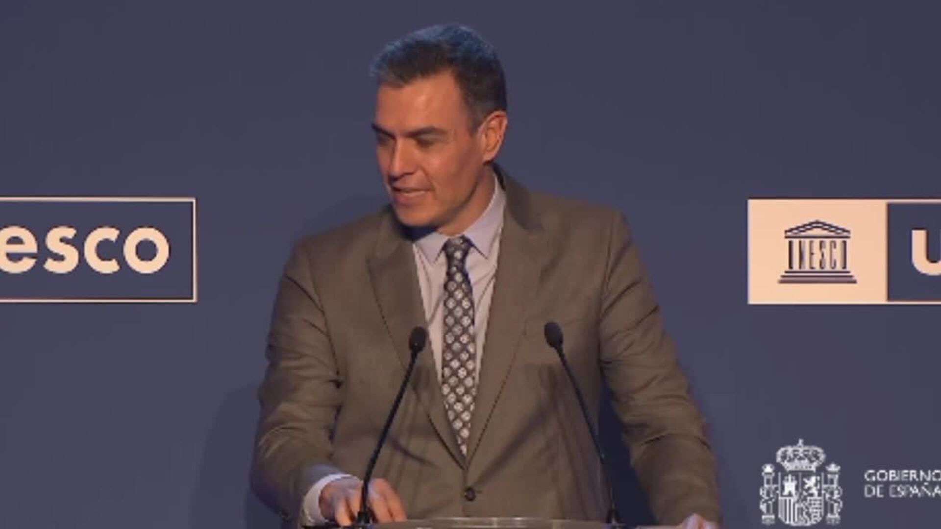 Sánchez destaca la ética en la inteligencia artificial para una transformación digital