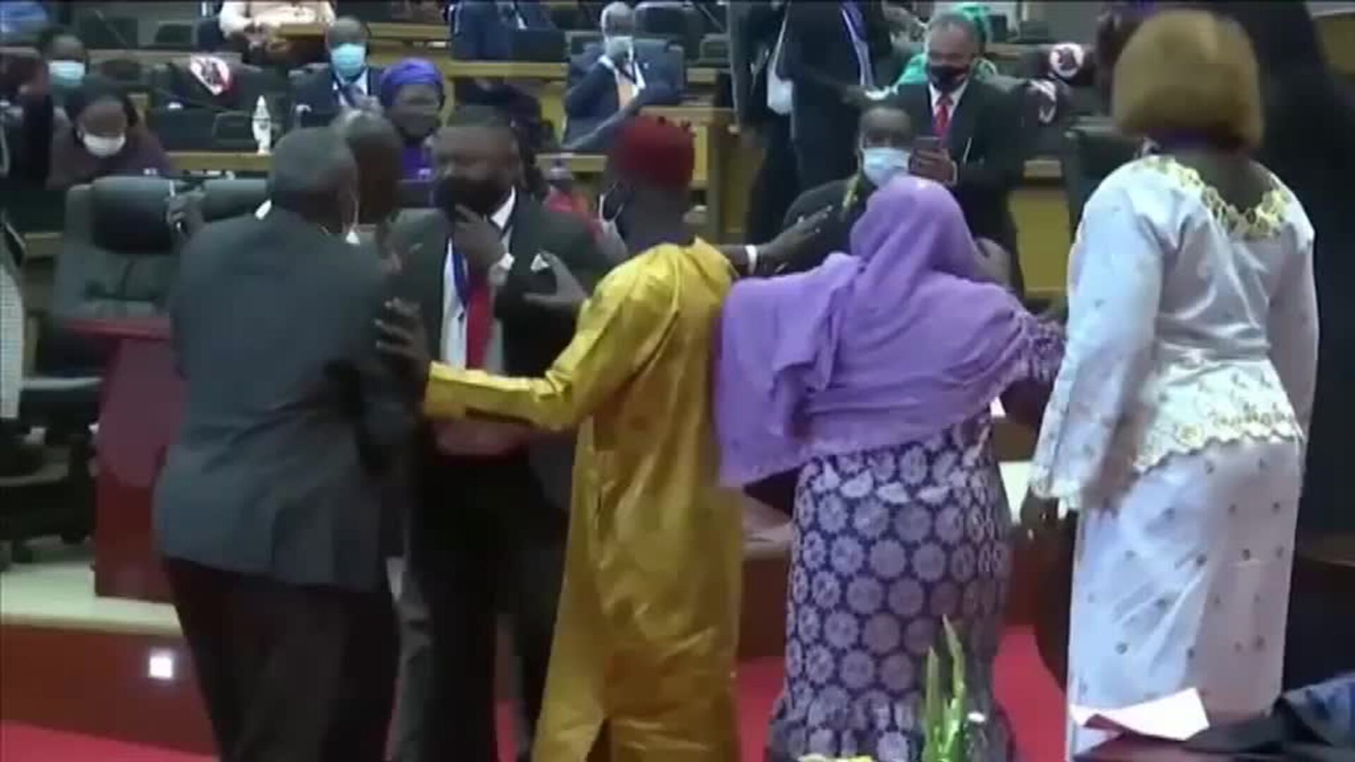 Pelea en el parlamento de la Unión Africana por la elección del nuevo presidente
