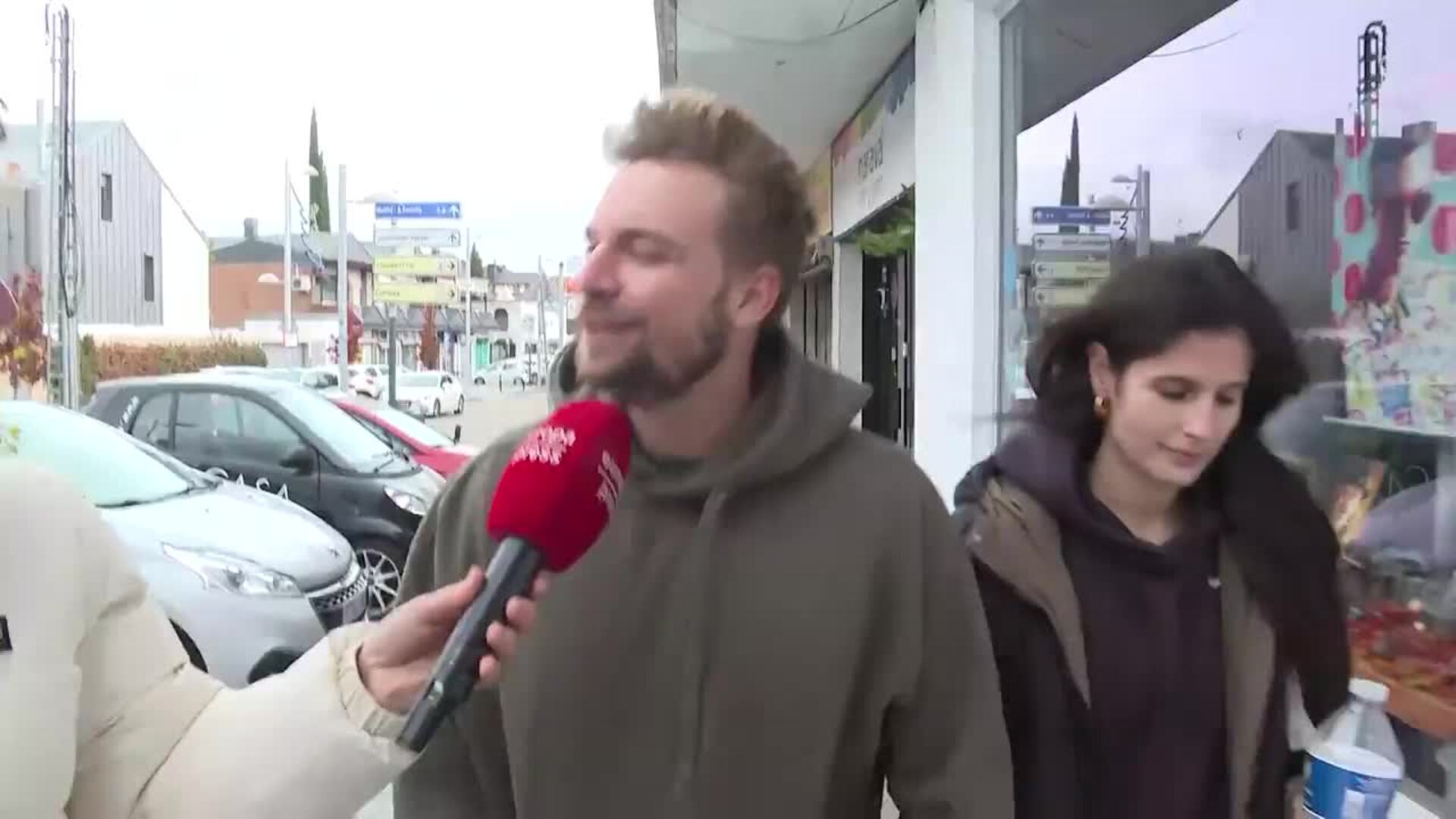 José María Almoguera se refugia en Carmen Borrego y María 'la jerezana' ante su operación