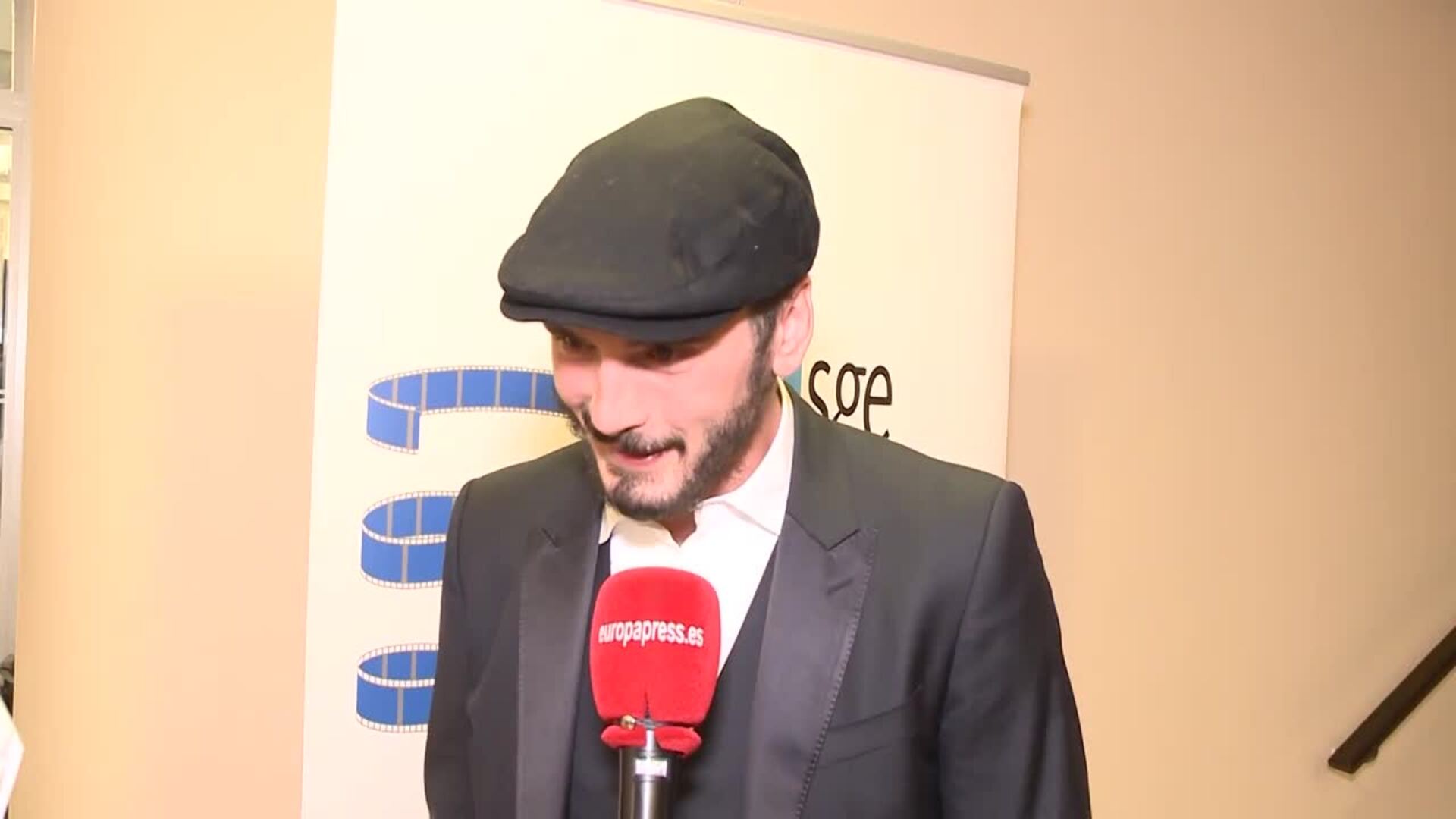 Yon González se deshace en halagos con José Sacristán