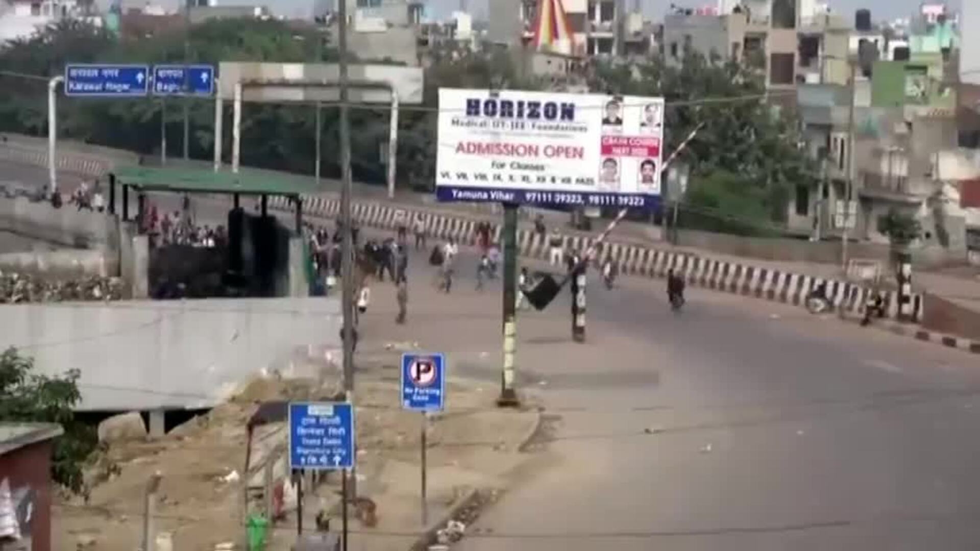 Violentas protestas en Nueva Delhi durante la visita de Trump a La India