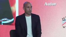 Luis Rubiales, atacado por su tío durante la presentación de su libro