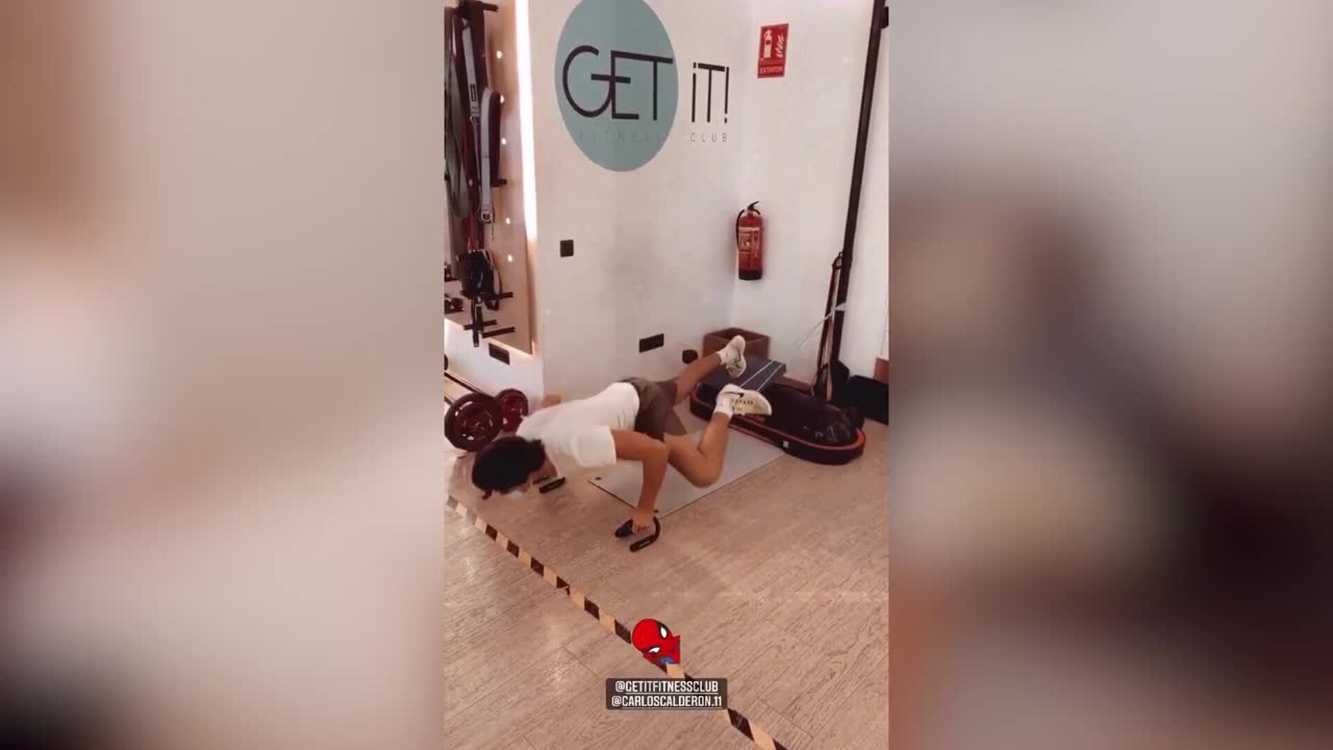 Pablo Castellano hace ejercicio para mantenerse en forma