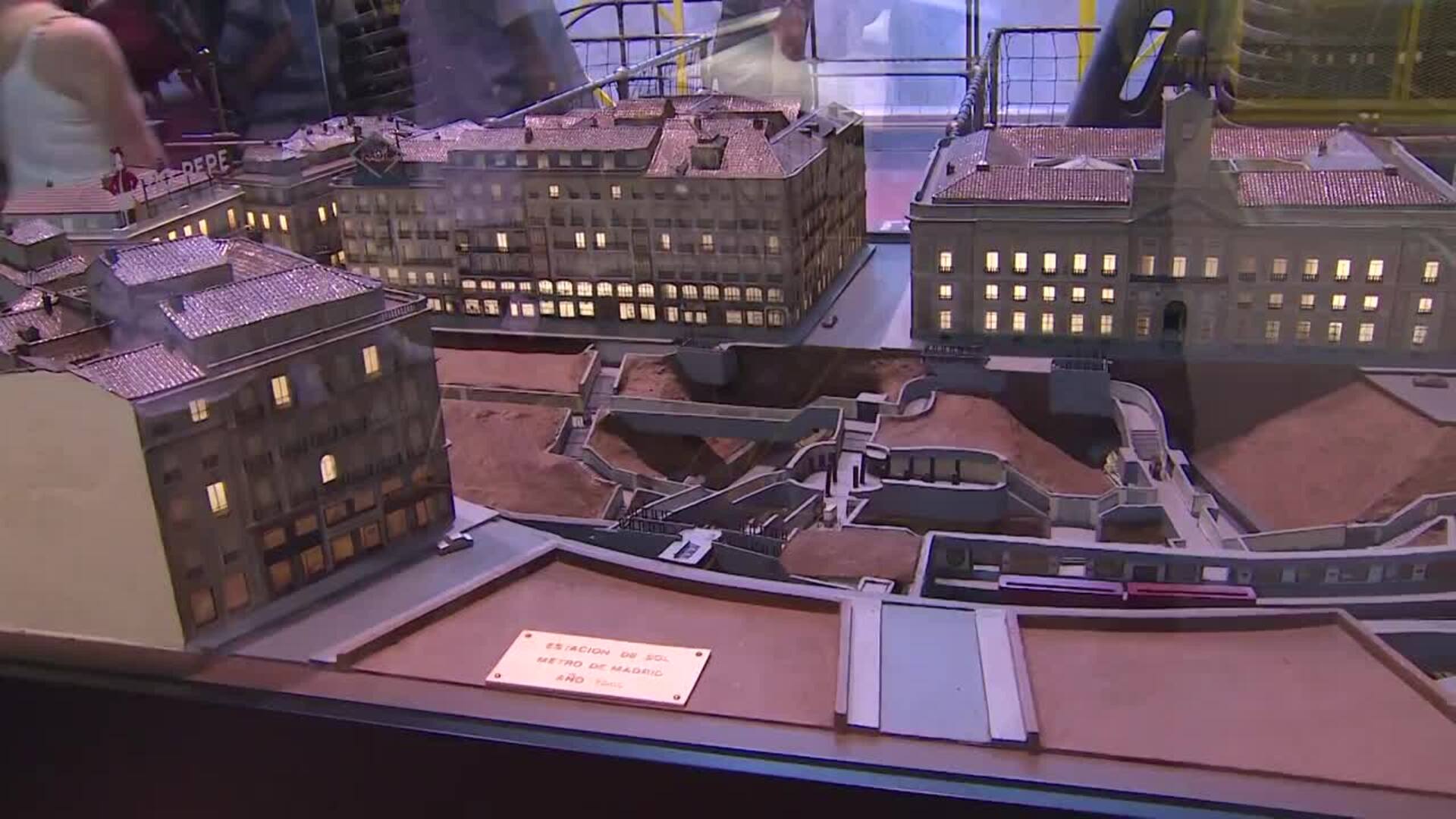 La exposición &#039;100 años de Metro&#039; hace un recorrido por el pasado