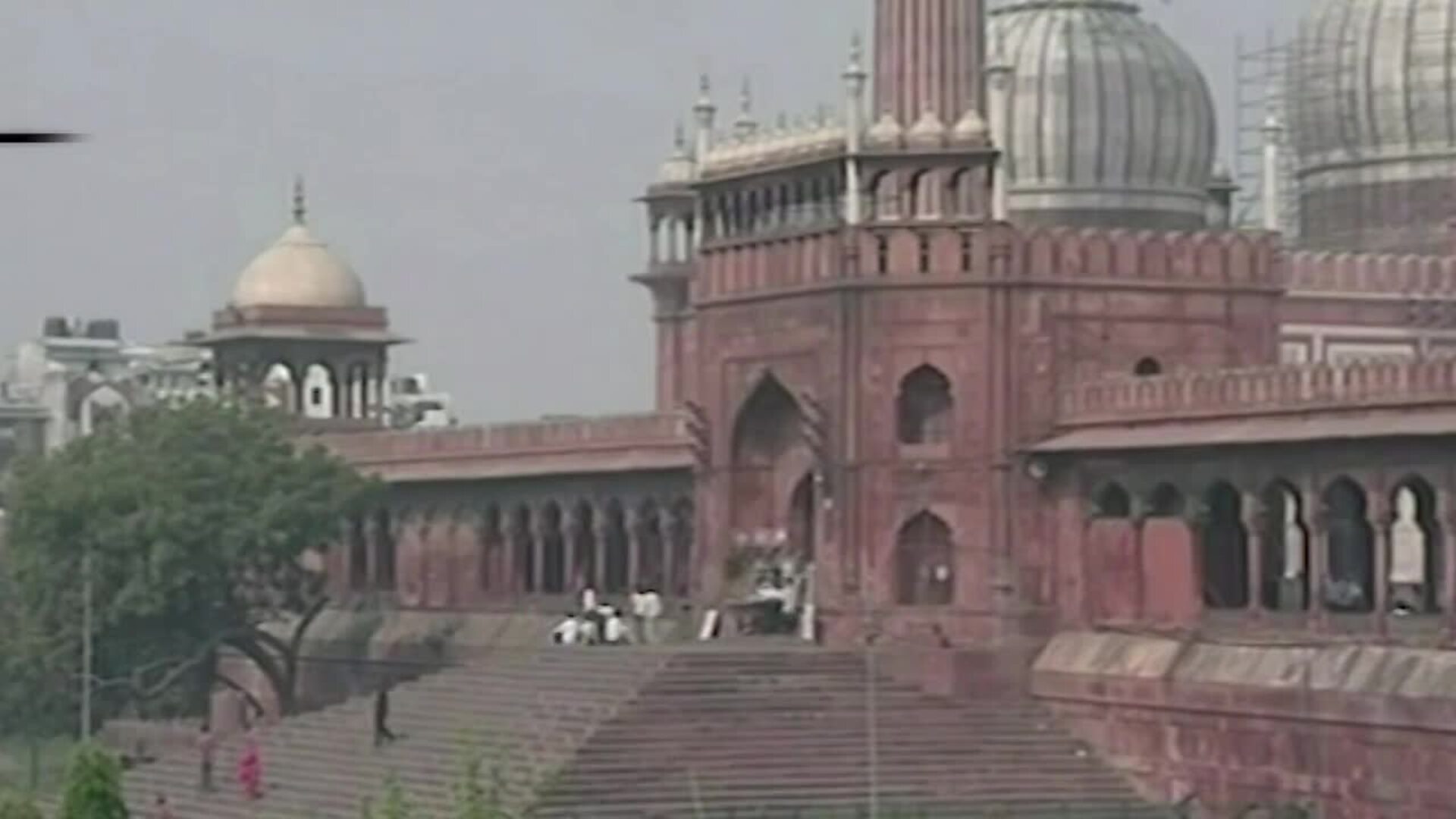 La pandemia supera los 28,7 millones de contagios y las 920.000 muertes