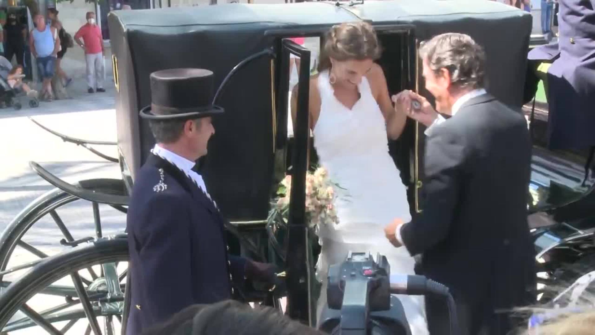 Carlos Cortina y Carla Vega-Penichet Domecq ya son marido y mujer