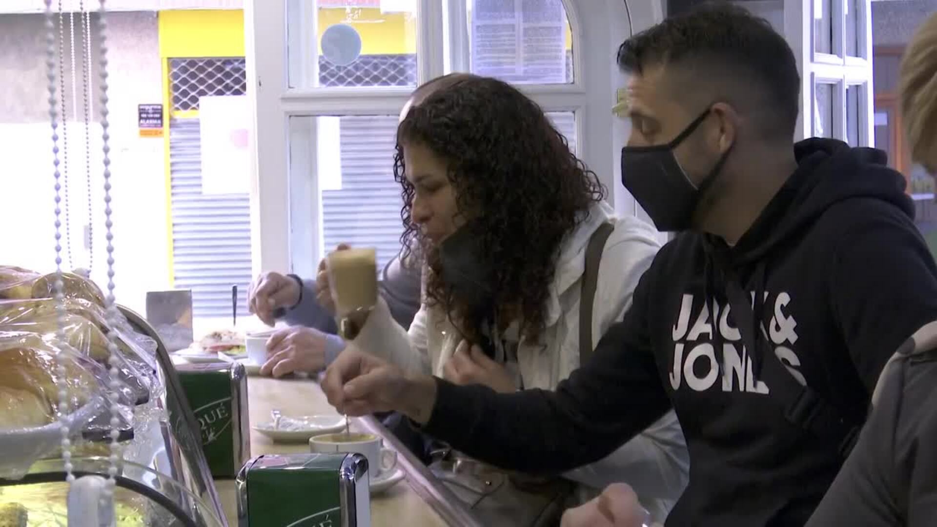 Eliminadas las restricciones por el Covid-19 en los locales hosteleros de Euskadi