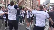 Ambiente festivo en los alrededores de San Mamés ante la final de la Liga Europa