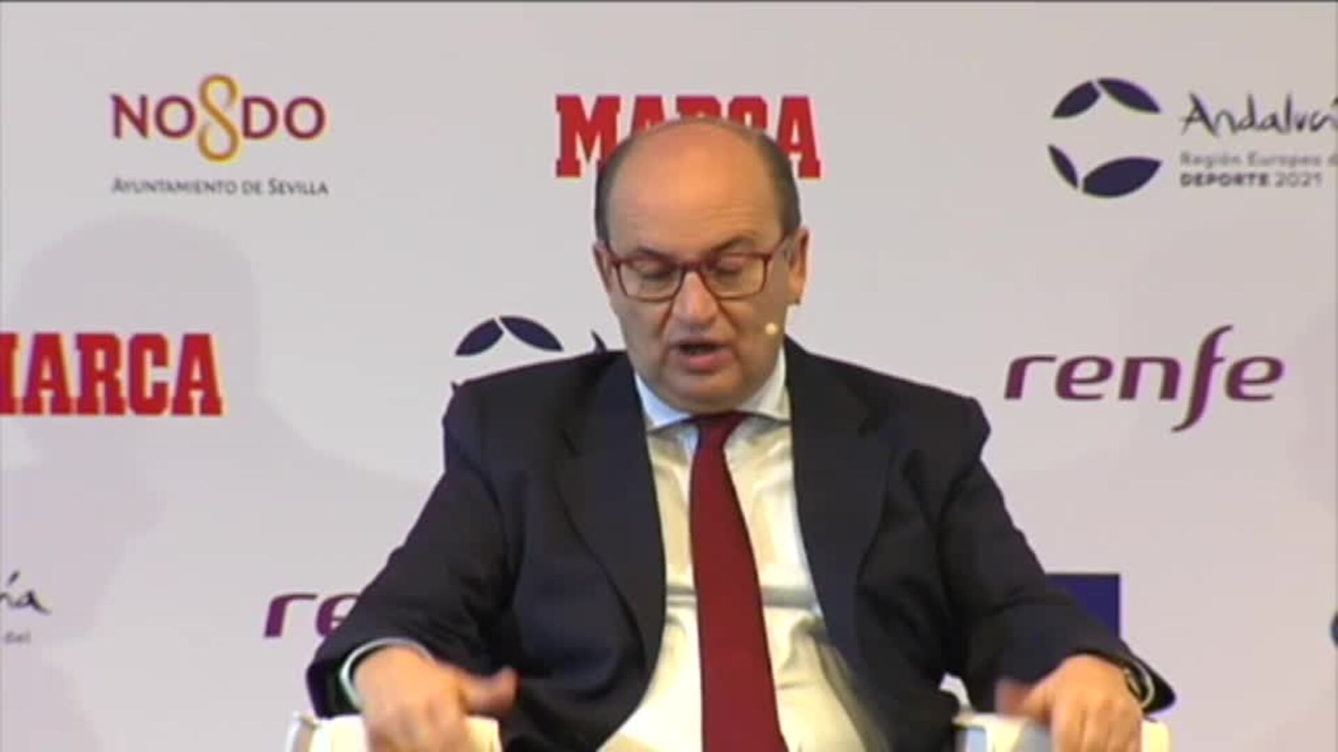 José Castro: &quot;Nuestro campamento base es la Champions&quot;