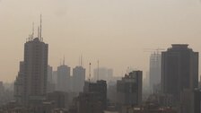 La contaminación del aire en Irán ha alcanzado niveles críticos en Teherán