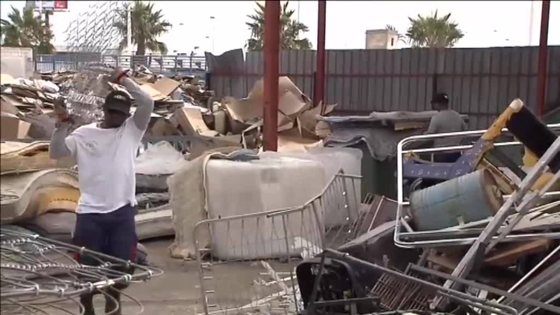 El misterio de los colchones en Torrevieja