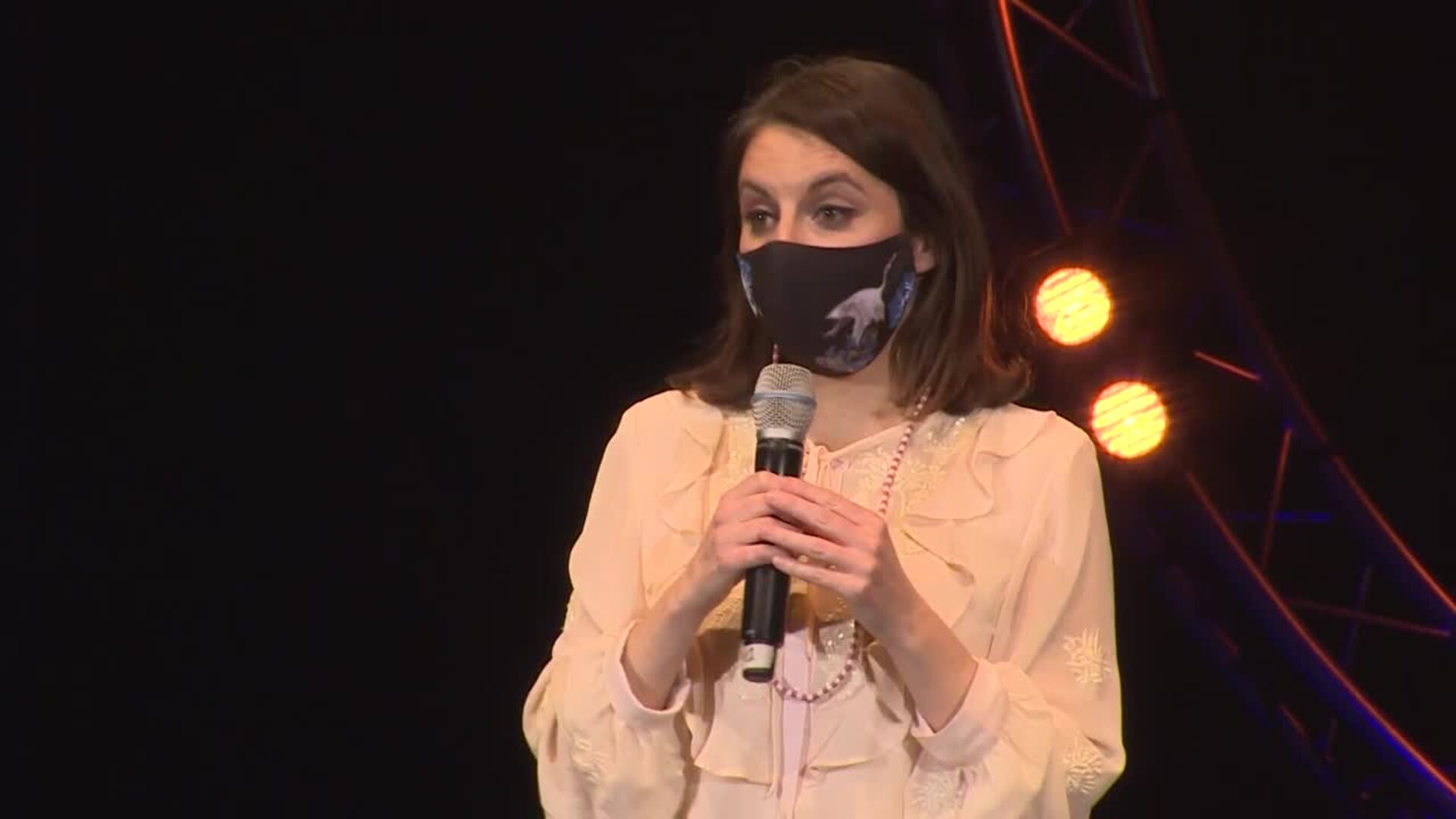 Levy señala que Madrid es importante escenario para desarrollo del arte de la magia