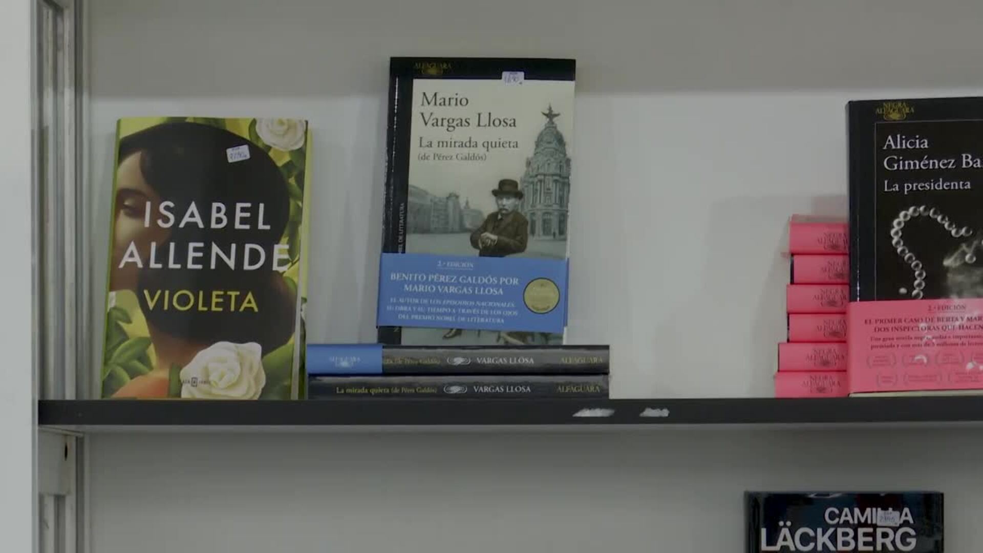 La 52 Feria del Libro de Bilbao, punto de encuentro entre lectores y un centenar de autores