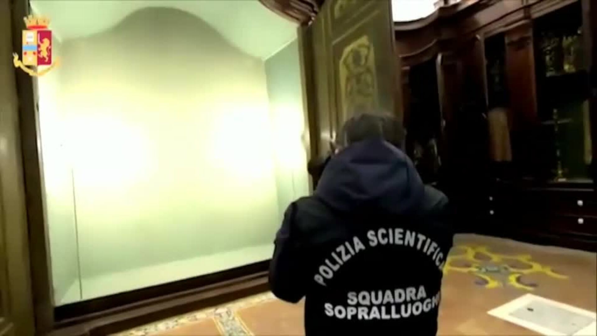 La policía italiana devuelve un cuadro de Da Vinci robado en el 2019 a una Basílica de Nápoles