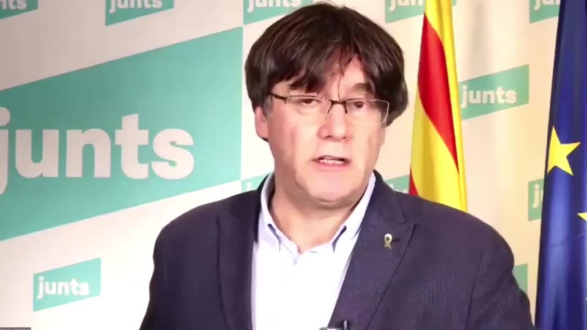 Puigdemont pide movilizar indecisos para derrotar al &quot;candidato del régimen&quot; Illa