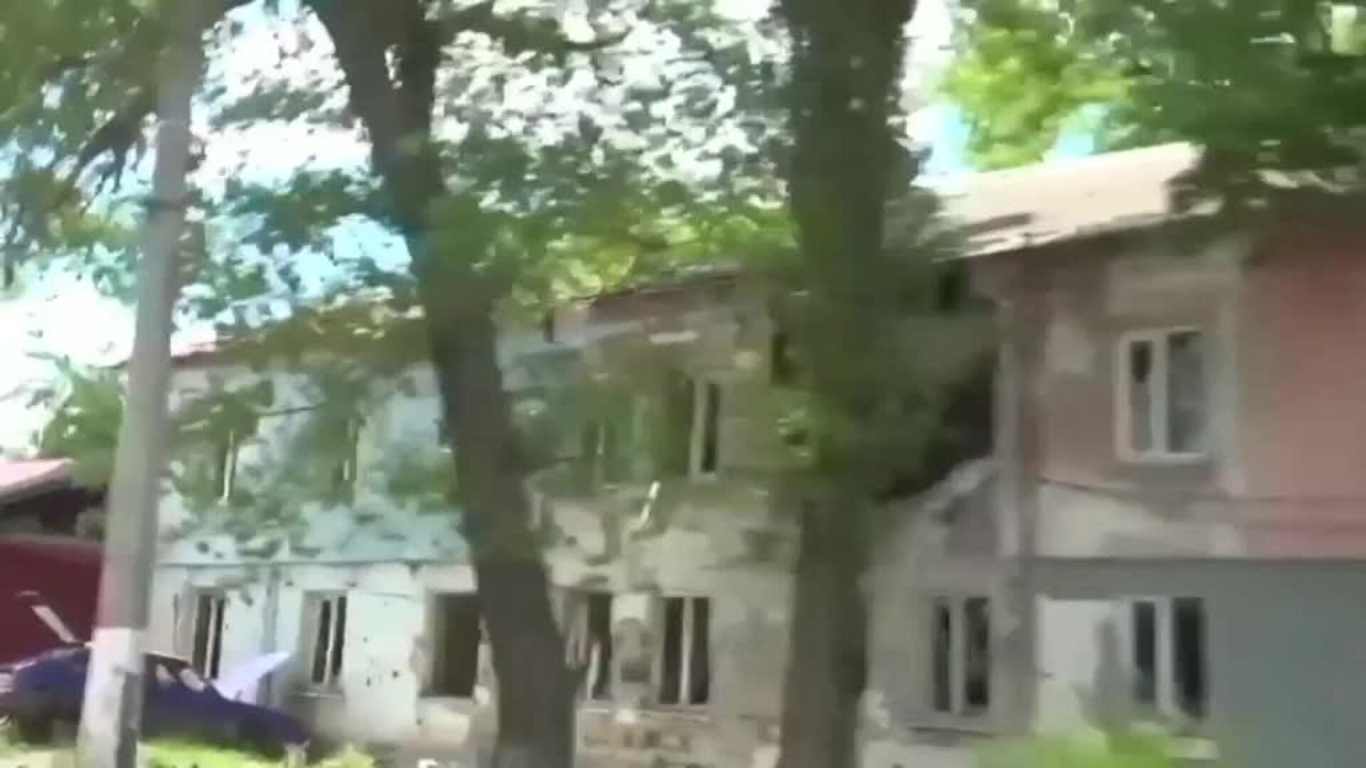 La policía evacúa a civiles de Lisichansk ante el avance ruso