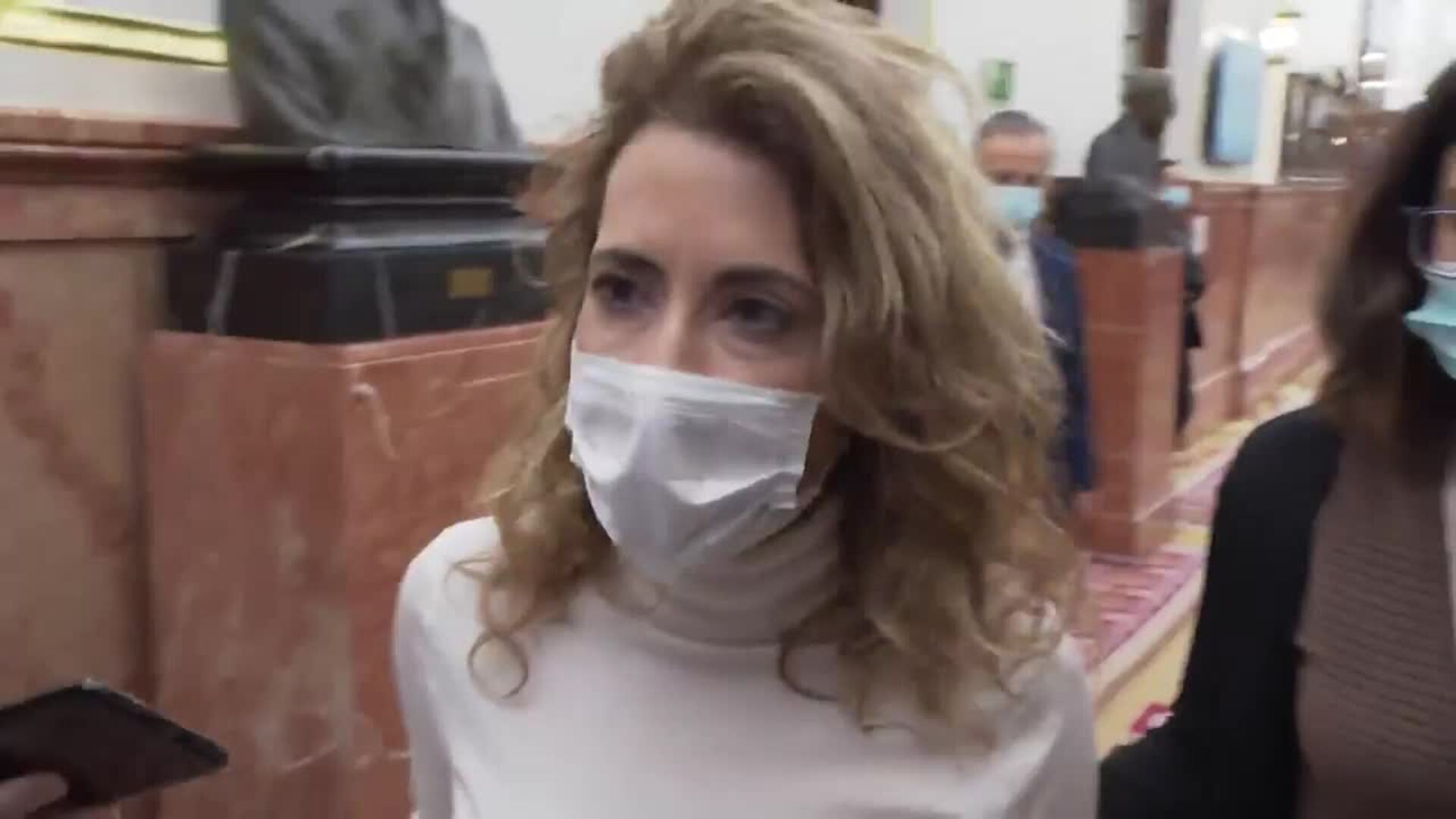 Gobierno hará &quot;lo que haga falta&quot; para pactar con transportistas