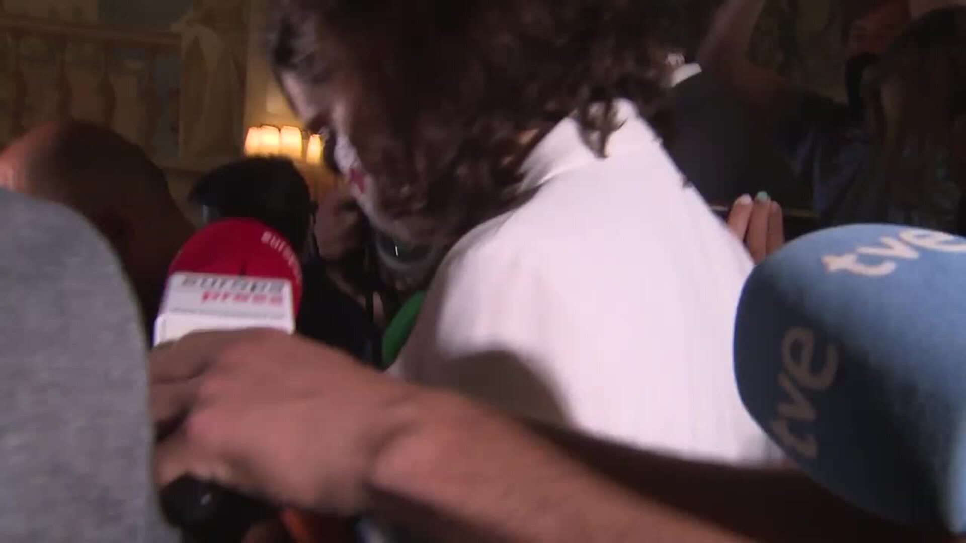 Ayuso &quot;respeta, pero no comparte&quot; la opinión de la oposición sobre Cantó