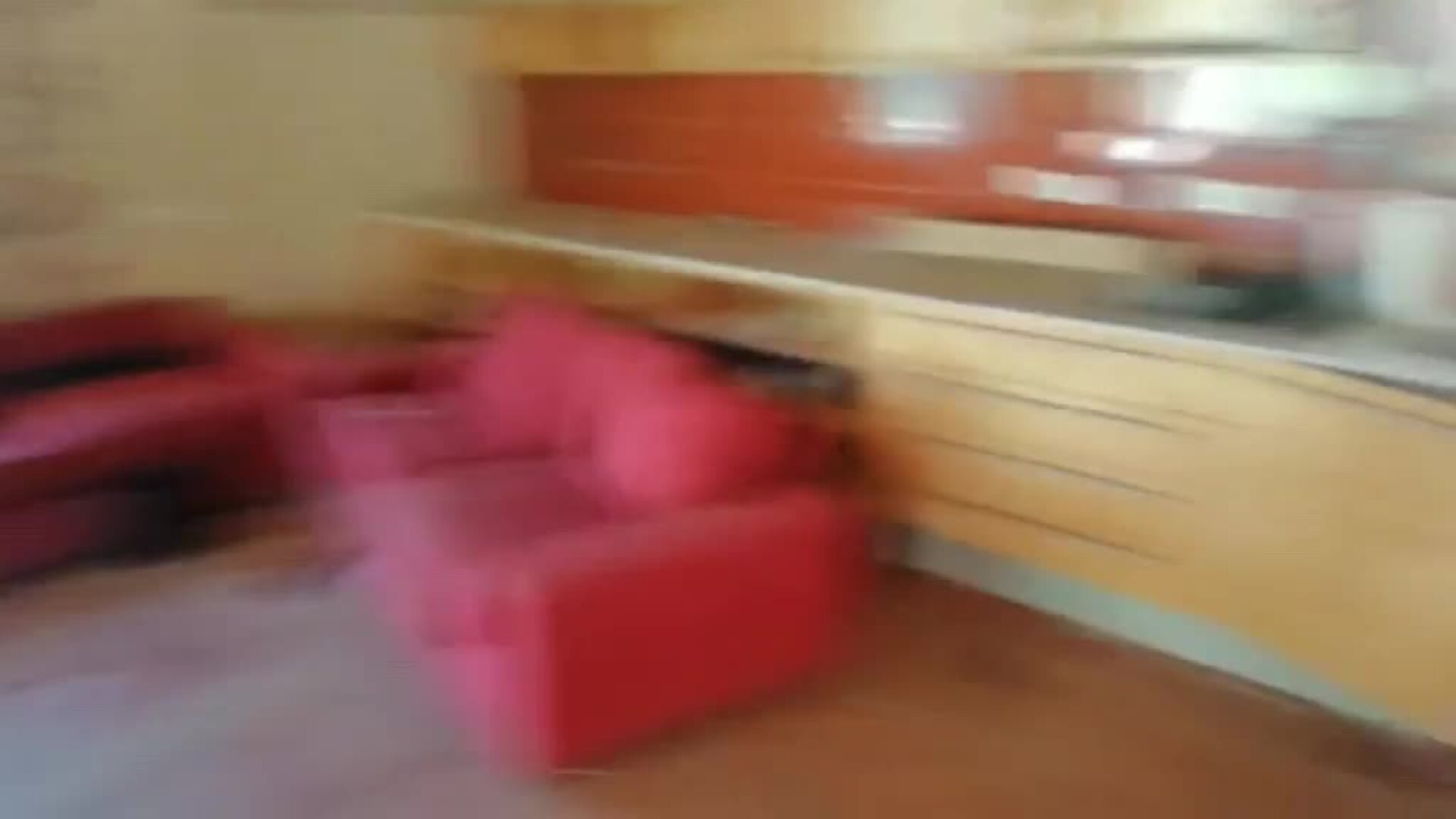 Desmantelada una banda criminal que realquilaba casas para organizar macrofiestas