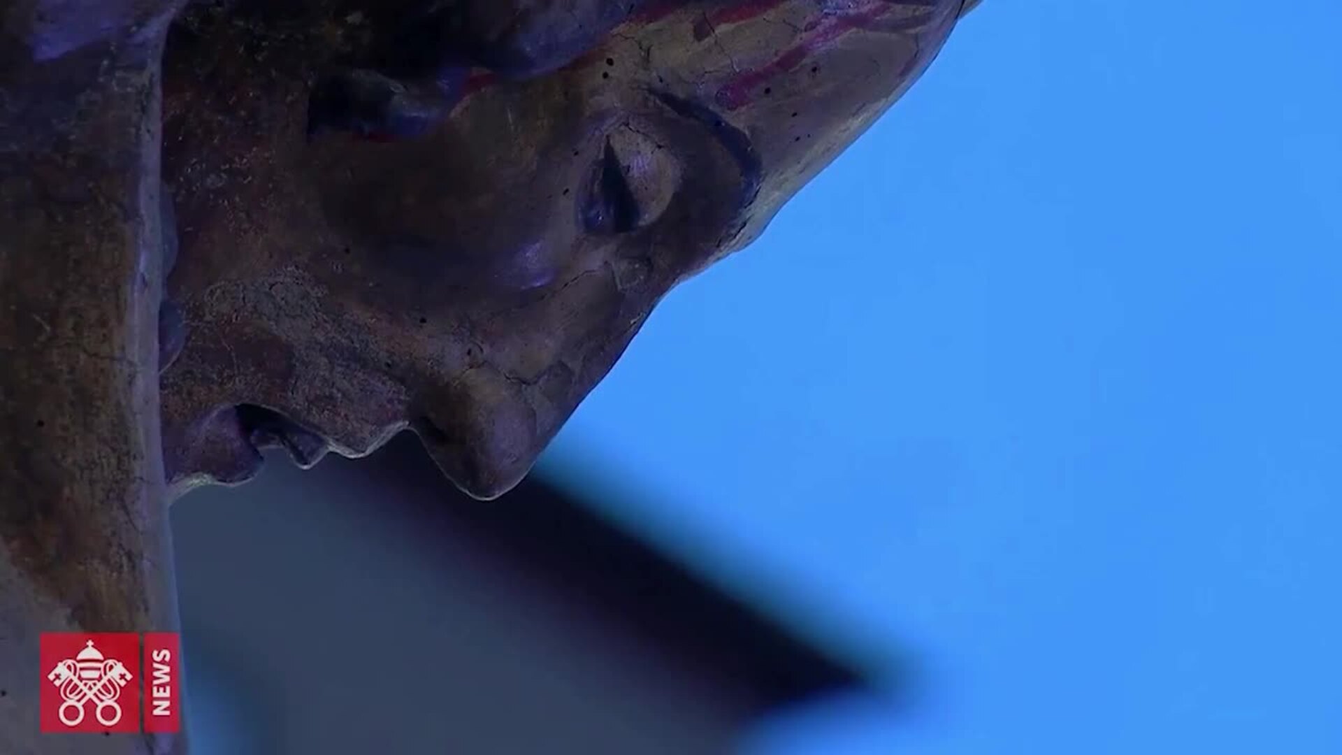 El Papa imparte un bendición extraordinaria ante el coronavirus