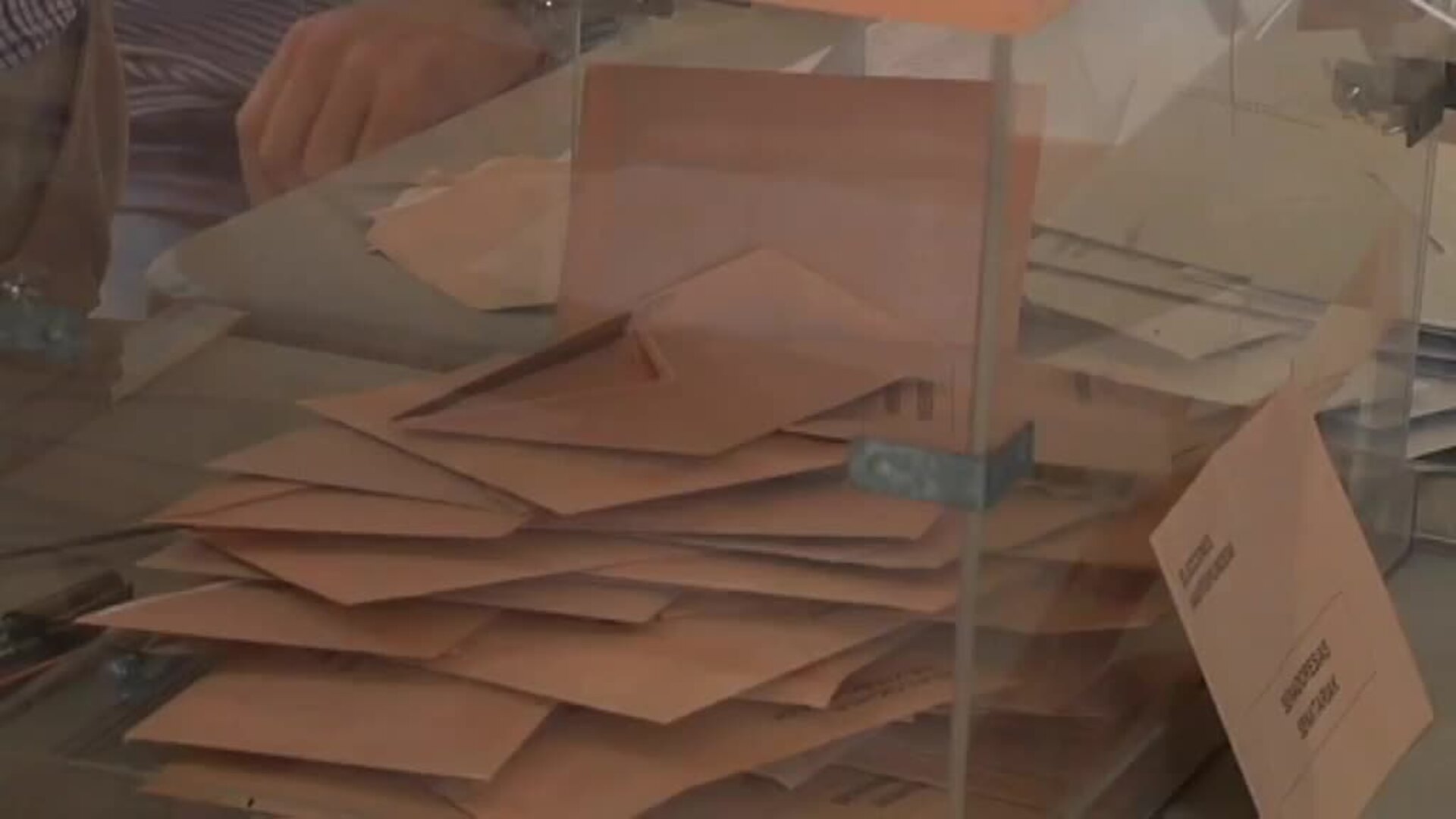 Los ciudadanos no confían en que la nueva convocatoria electoral sea una solución