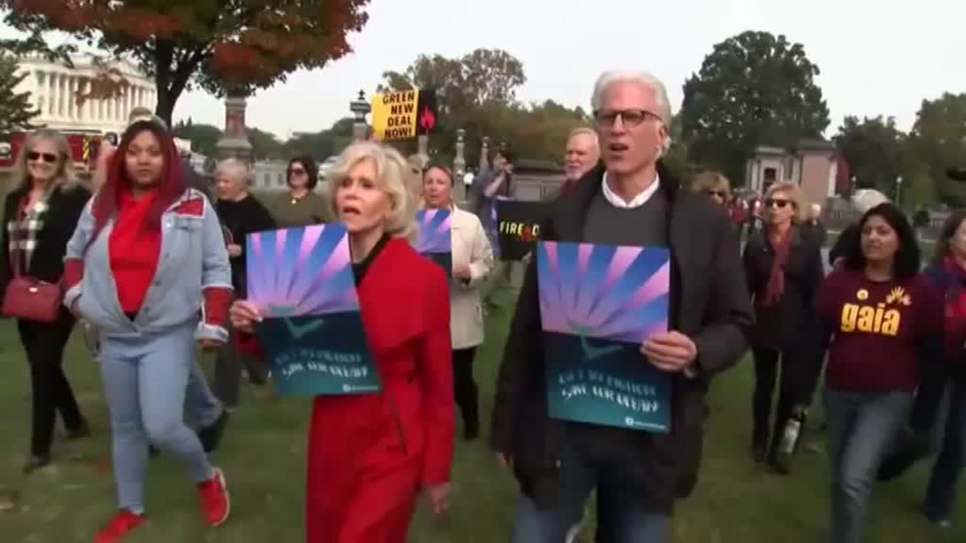 La actriz Juliete Binoche lidera un movimiento para no volver a la normalidad