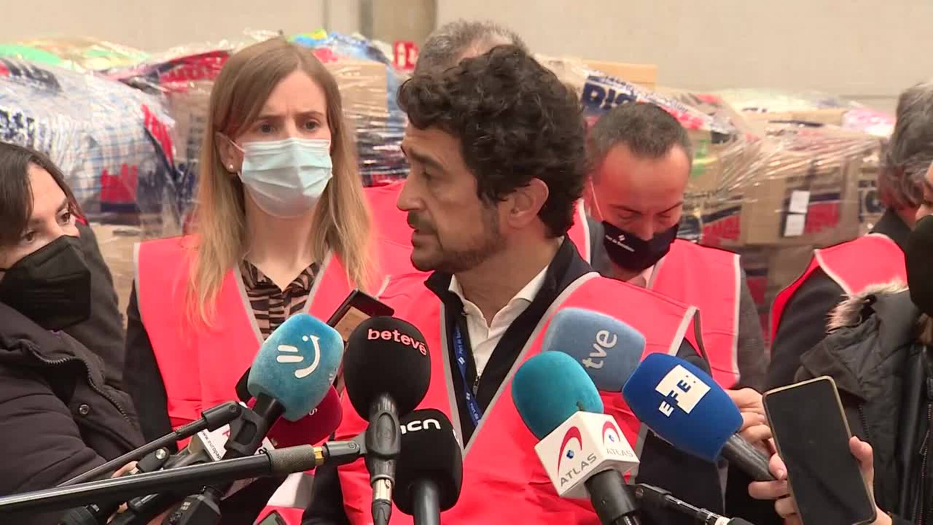 Calvet asegura que hoy saldrán dos convoyes hacia países limítrofes con Ucrania