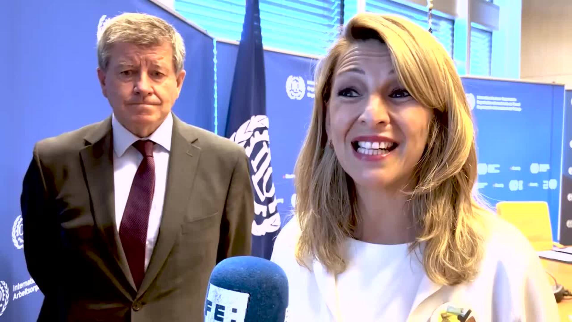 Díaz insiste en vincular parte de vacantes a bajos salarios y pide a Cuerva &quot;respeto&quot;