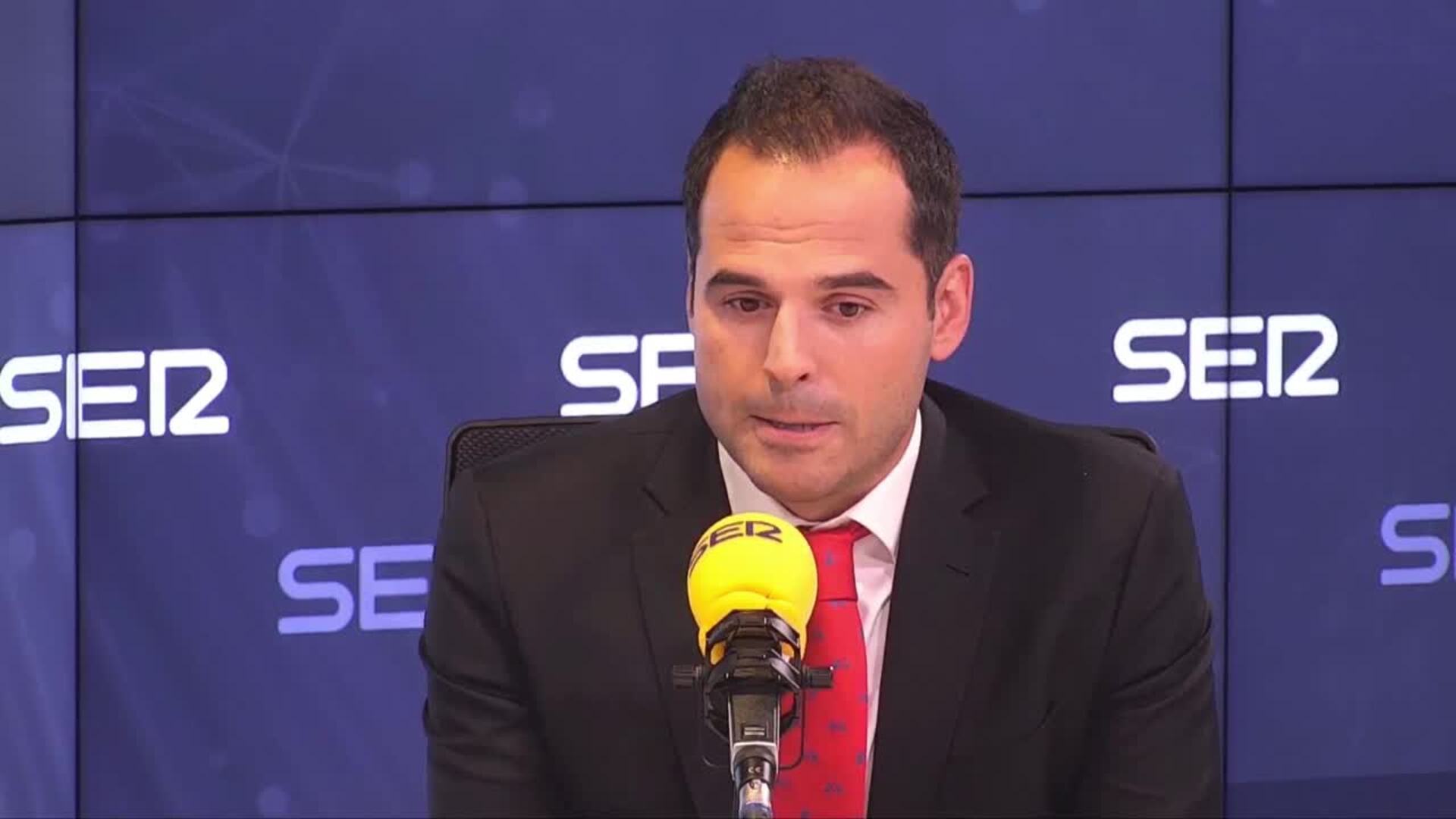 Aguado defiende que es &quot;leal&quot; a Ayuso