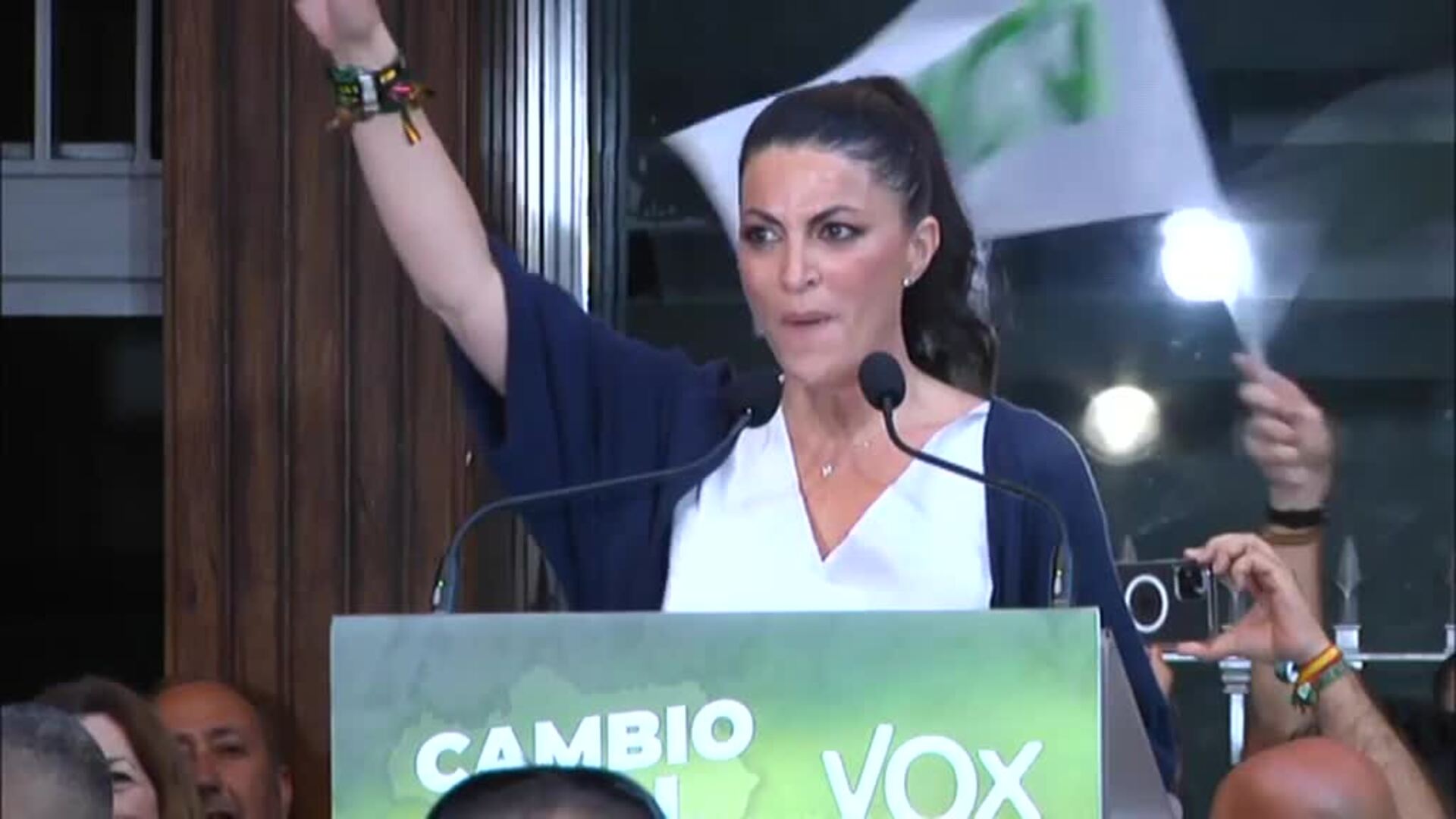 Abascal dice que Andalucía es &quot;el laboratorio de pruebas para la gran coalición&quot;